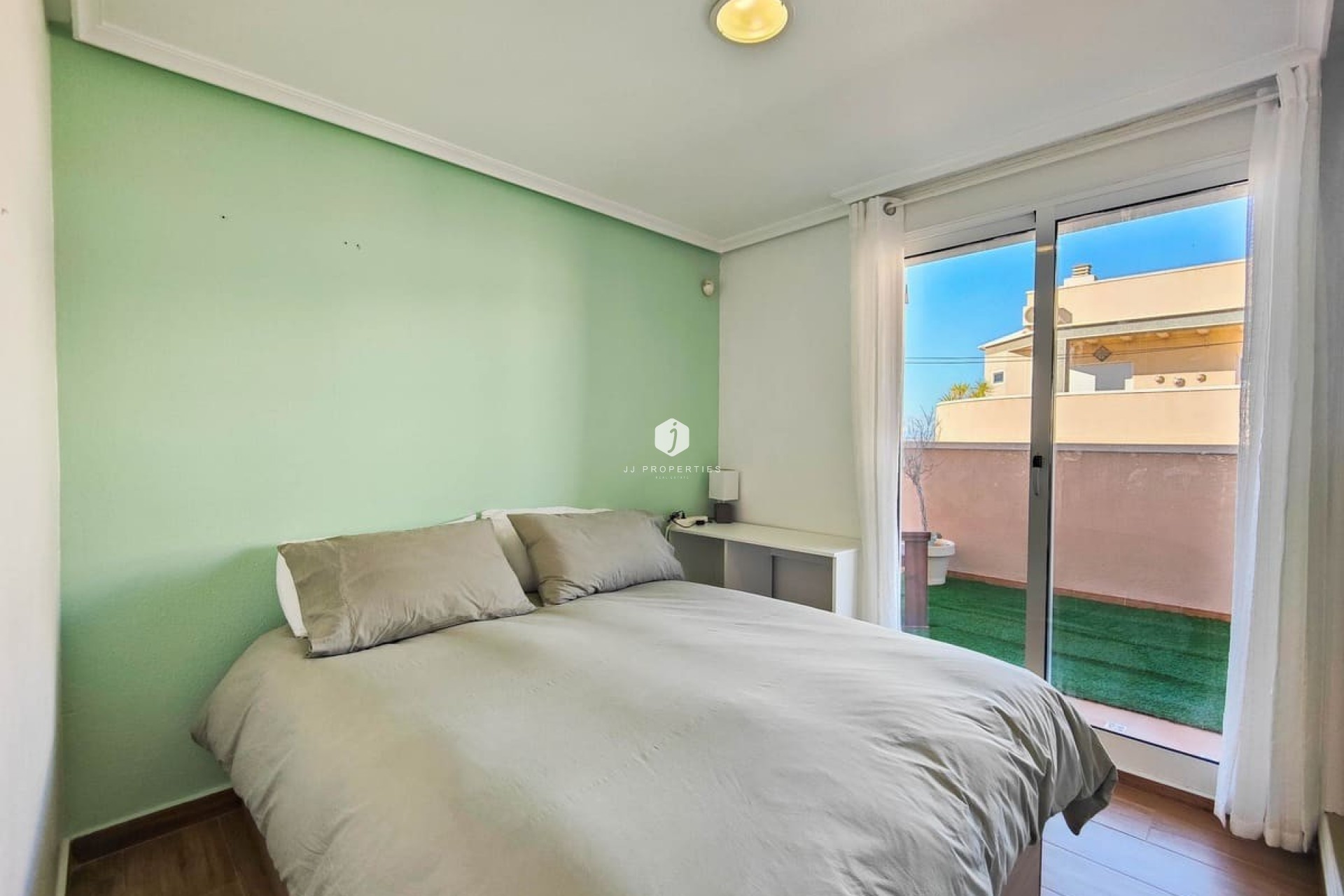 Aus zweiter Hand - Penthouse -
Torrevieja - Costa Blanca