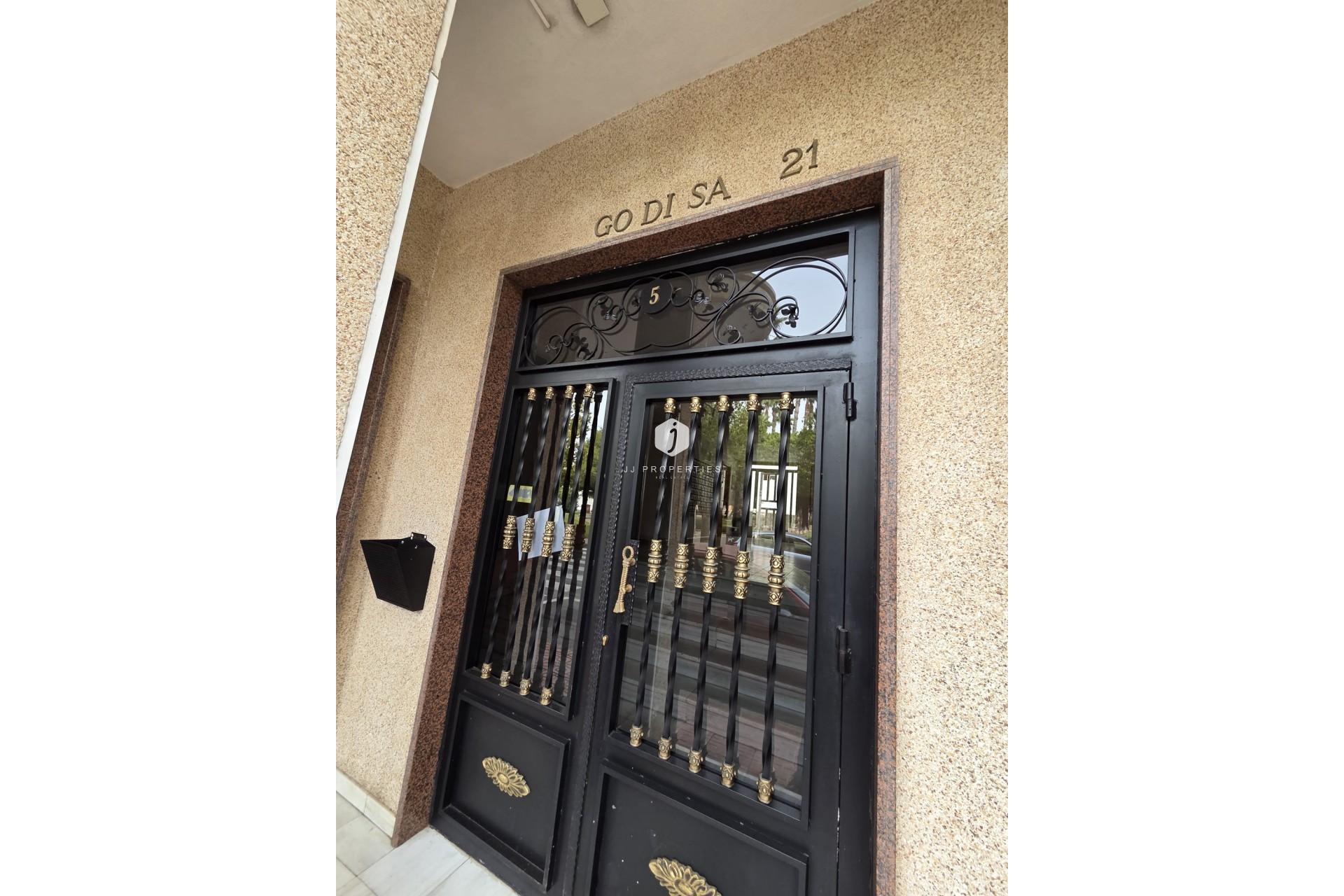 Aus zweiter Hand - Penthouse -
Torrevieja - Costa Blanca