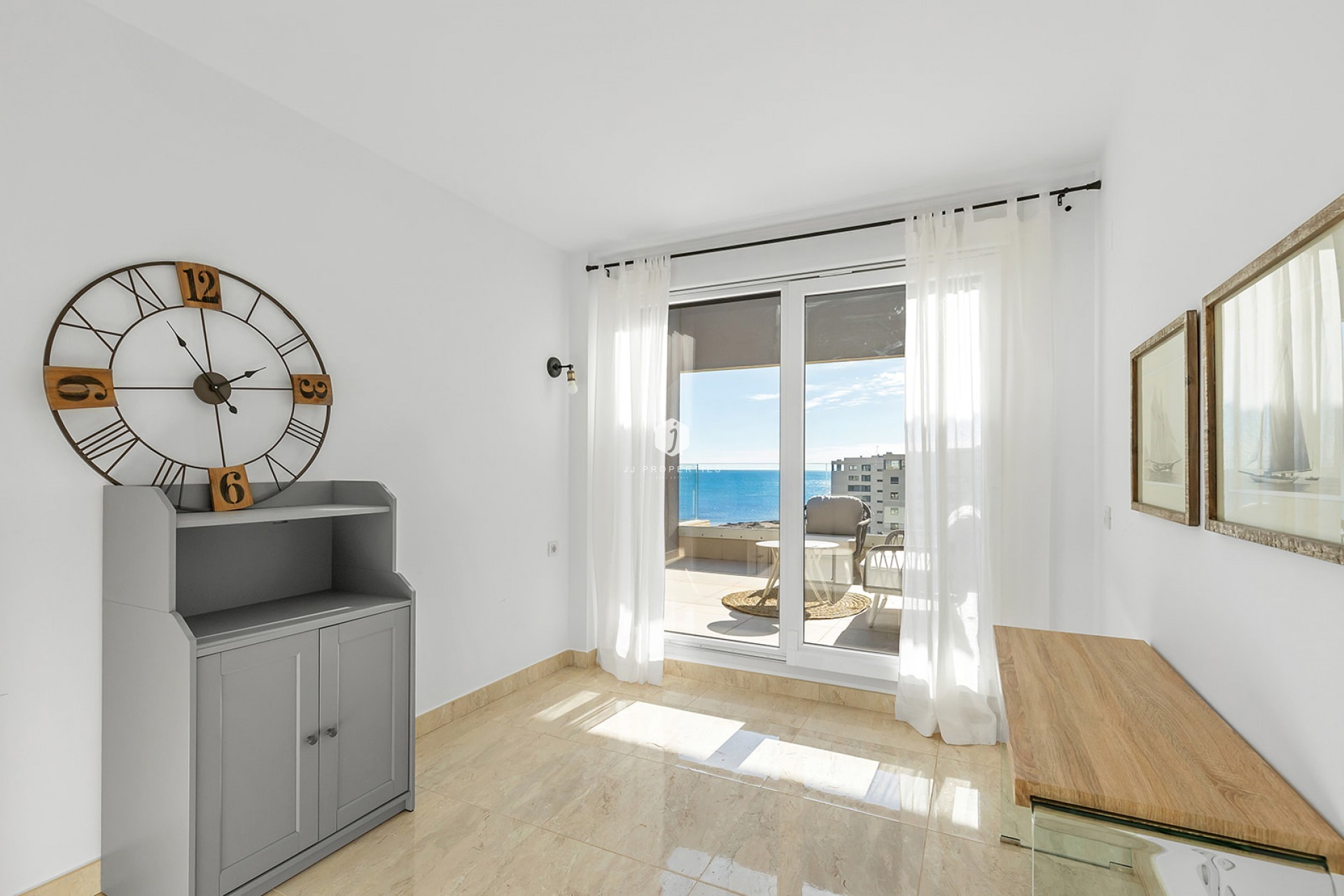 Aus zweiter Hand - Penthouse -
Torrevieja - Costa Blanca