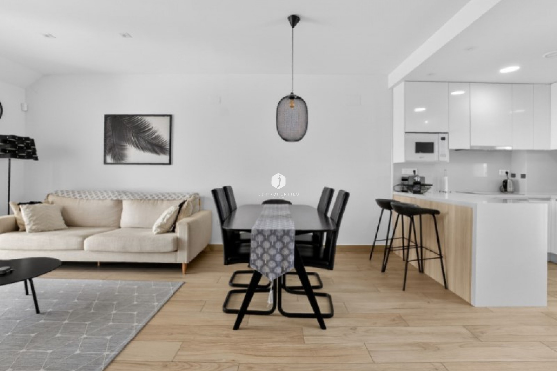 Aus zweiter Hand - Penthouse -
Torrevieja - Costa Blanca