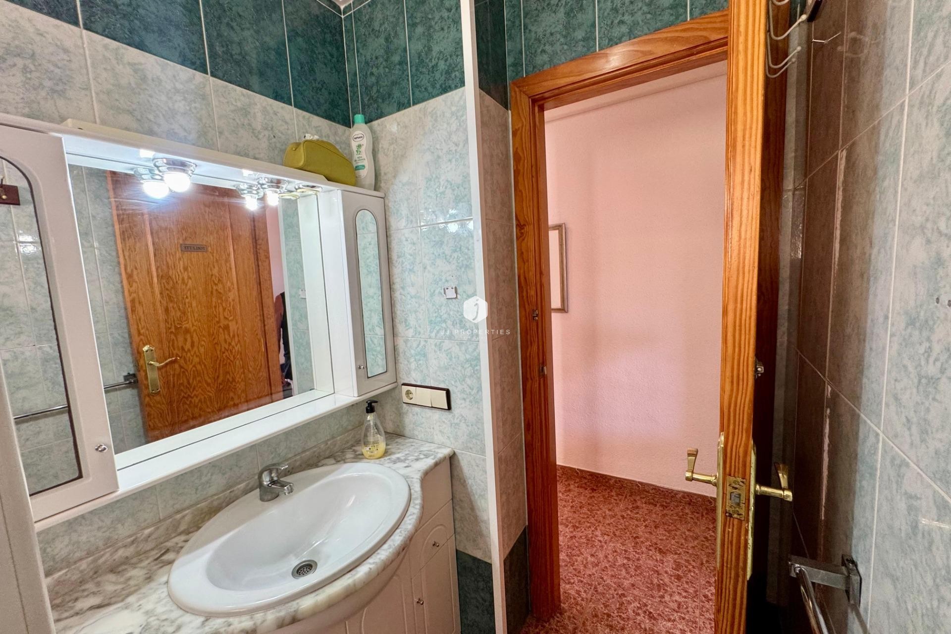 Aus zweiter Hand - Penthouse -
Torrevieja - Costa Blanca
