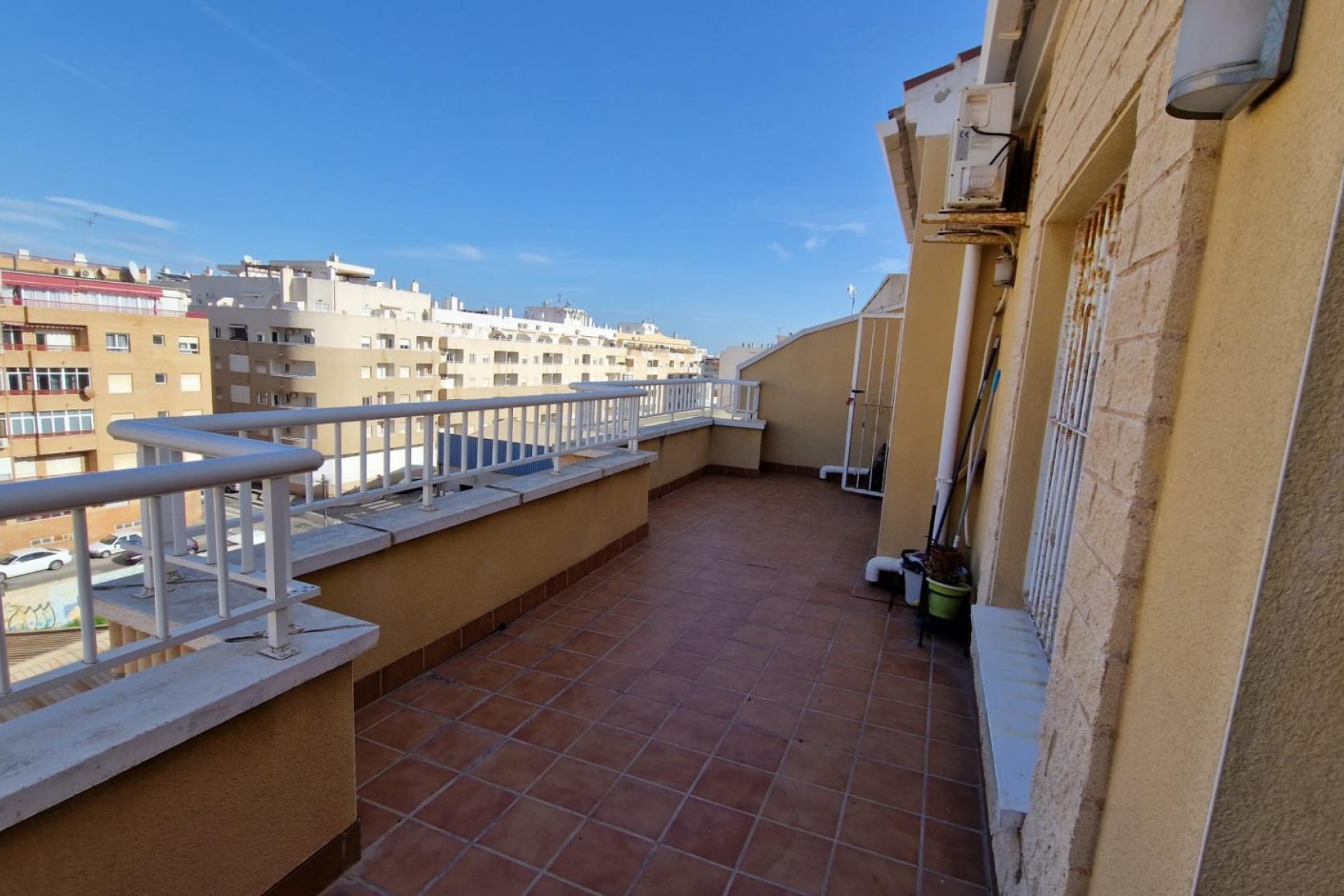 Aus zweiter Hand - Penthouse -
Torrevieja - El molino