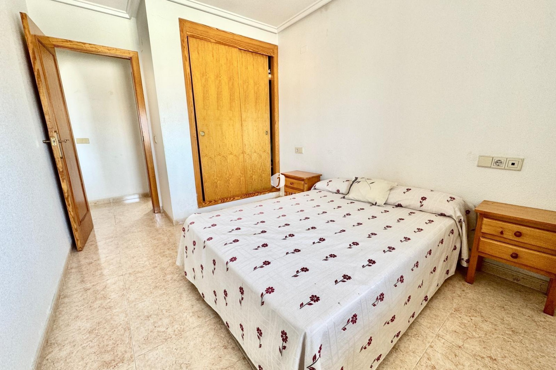 Aus zweiter Hand - Penthouse -
Torrevieja - El molino