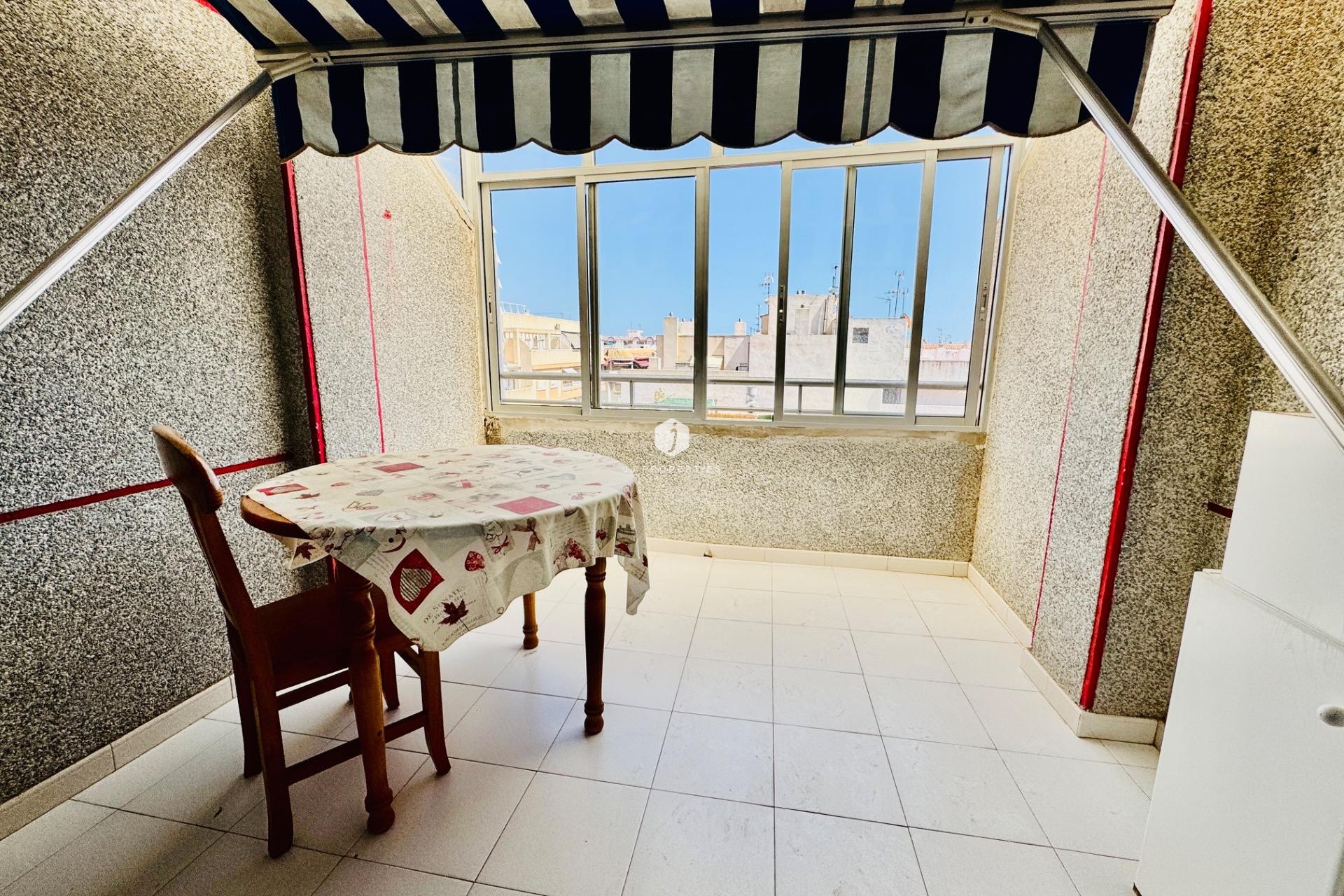 Aus zweiter Hand - Penthouse -
Torrevieja - Estacion de autobuses