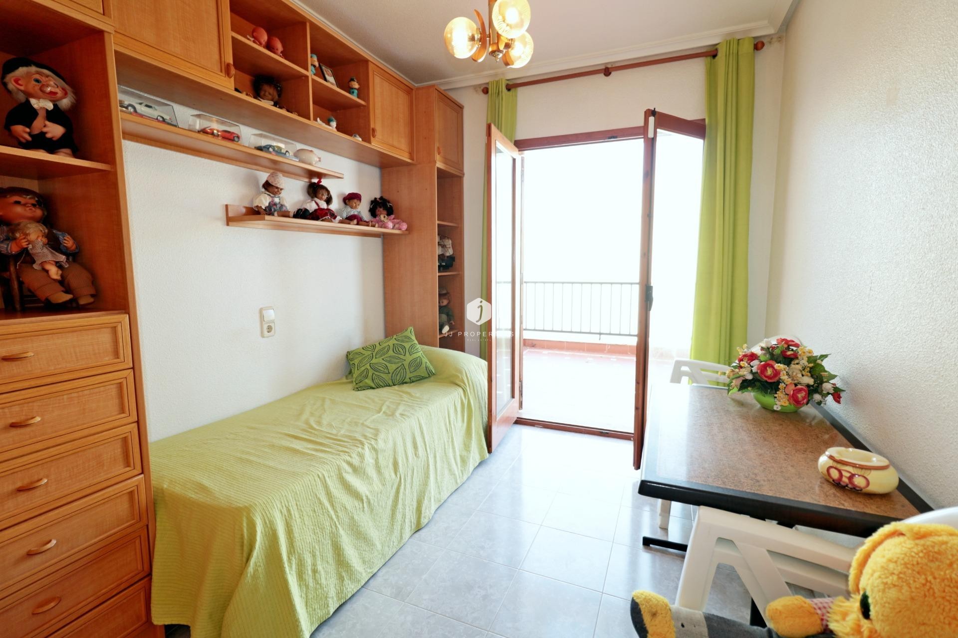 Aus zweiter Hand - Penthouse -
Torrevieja - Habaneras