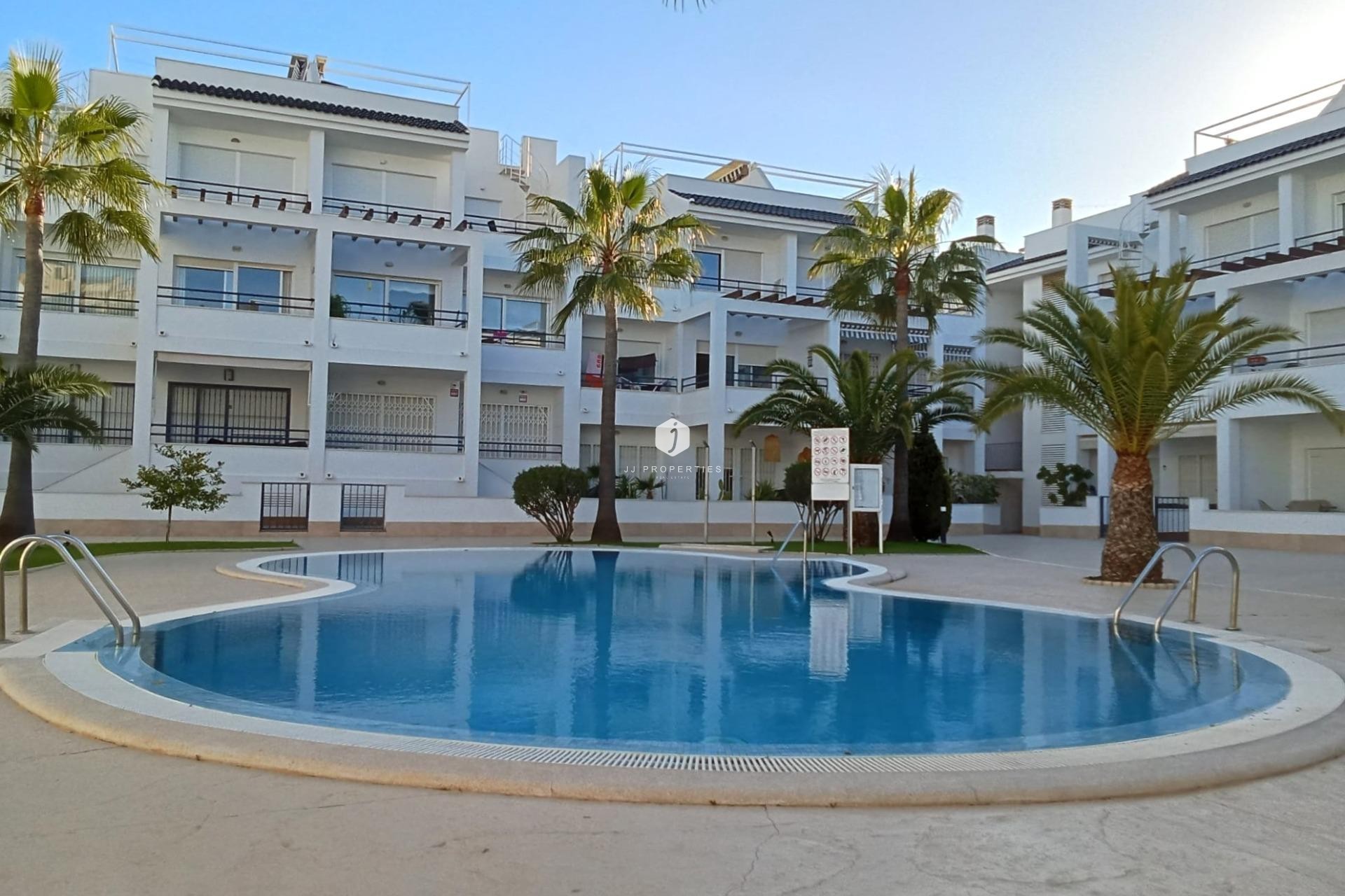 Aus zweiter Hand - Penthouse -
Torrevieja - La veleta