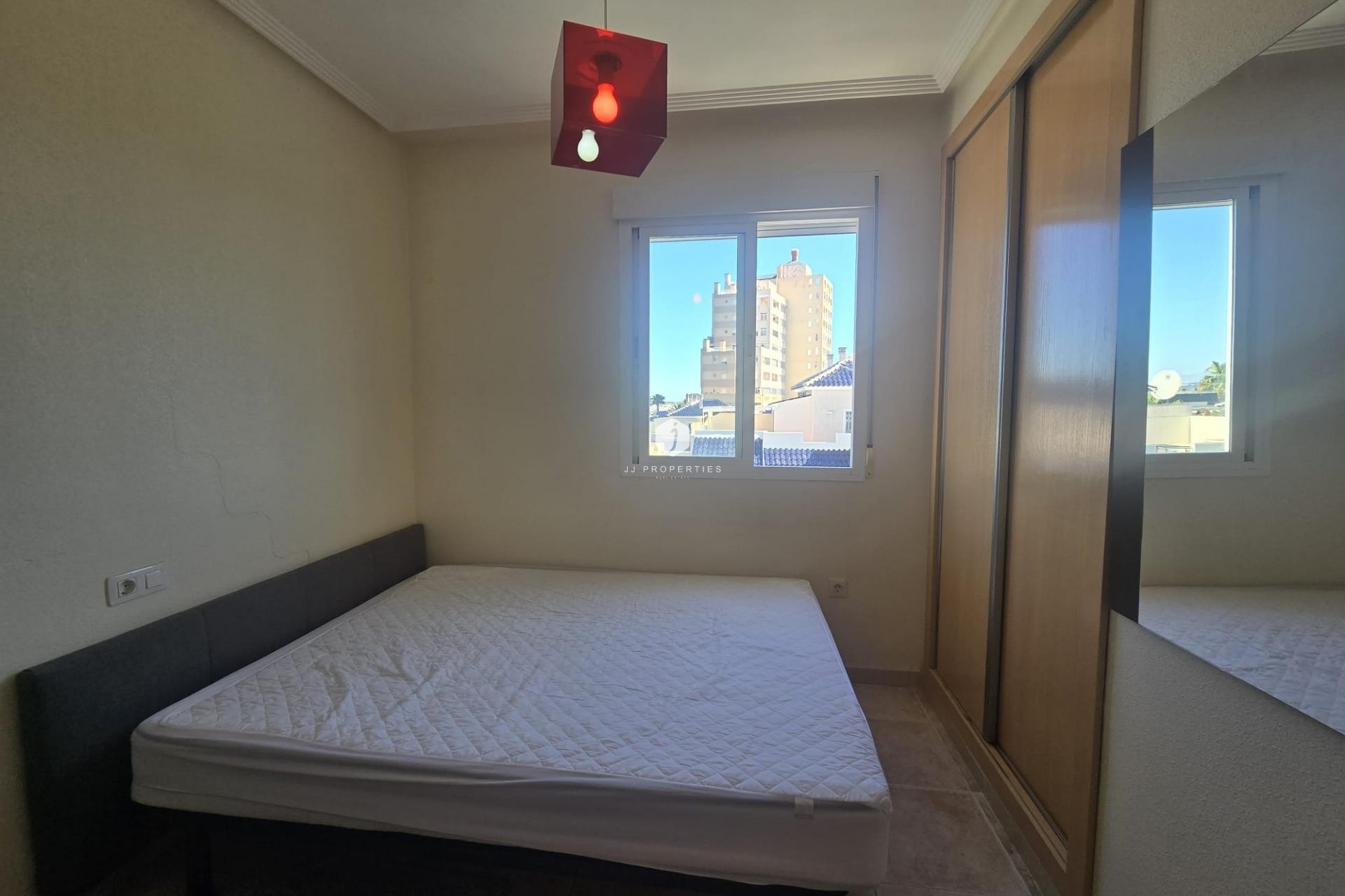 Aus zweiter Hand - Penthouse -
Torrevieja - La veleta
