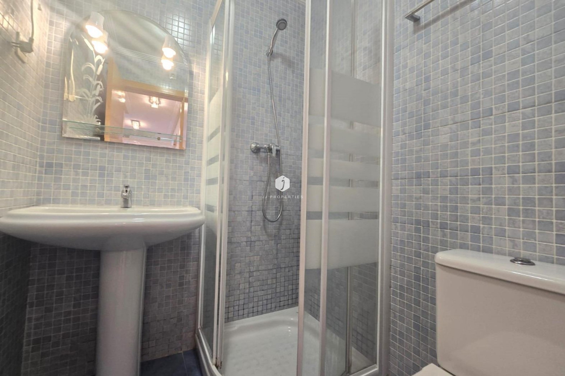 Aus zweiter Hand - Penthouse -
Torrevieja - La veleta