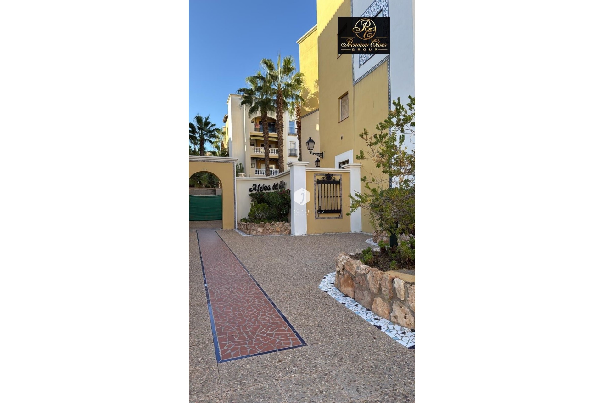 Aus zweiter Hand - Penthouse -
Torrevieja - Los Frutales