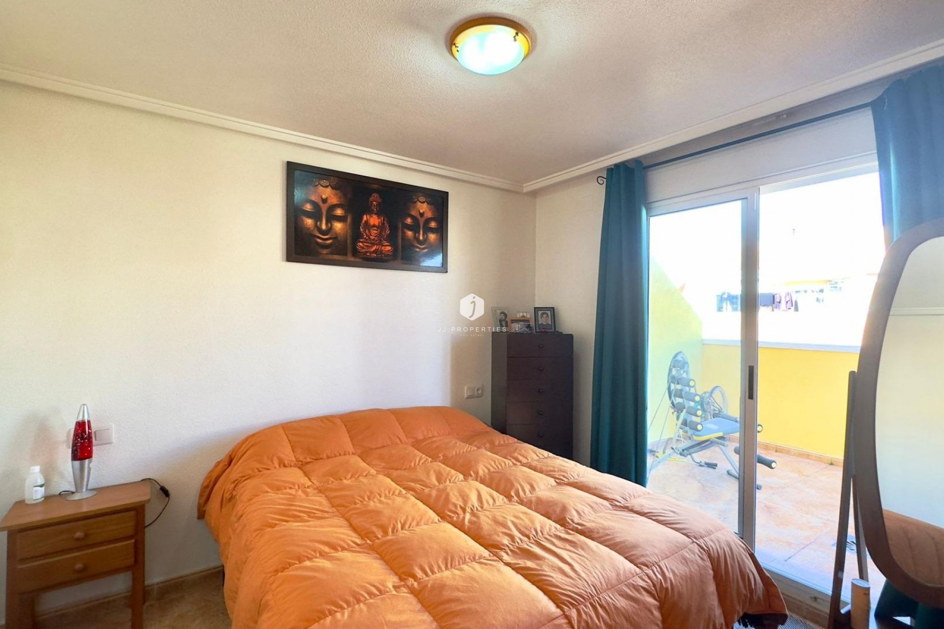 Aus zweiter Hand - Penthouse -
Torrevieja - PARQUE DE LAS NACIONES