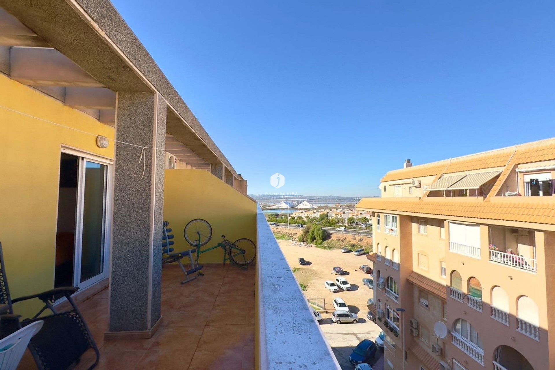 Aus zweiter Hand - Penthouse -
Torrevieja - PARQUE DE LAS NACIONES