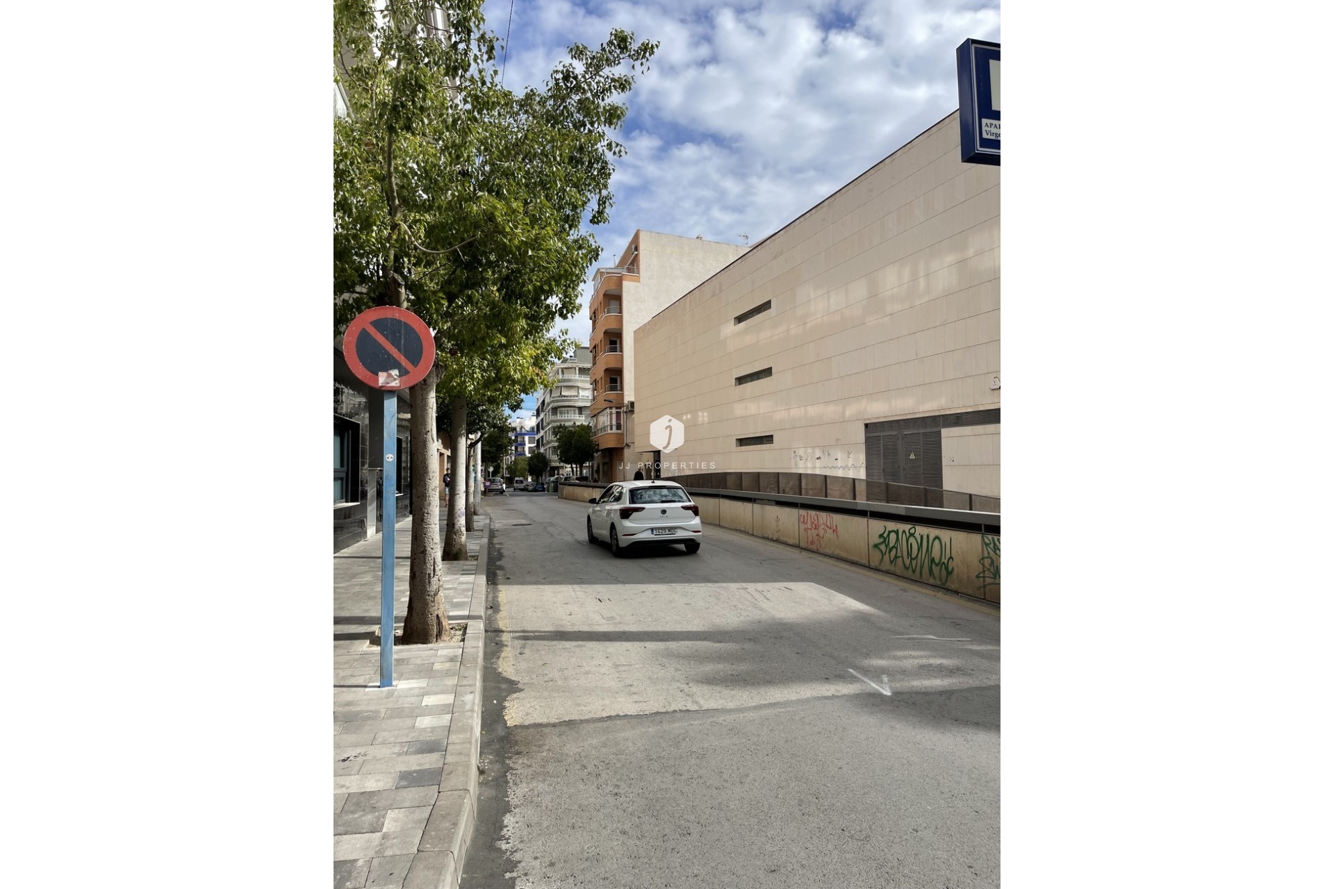 Aus zweiter Hand - Penthouse -
Torrevieja - Playa de cura