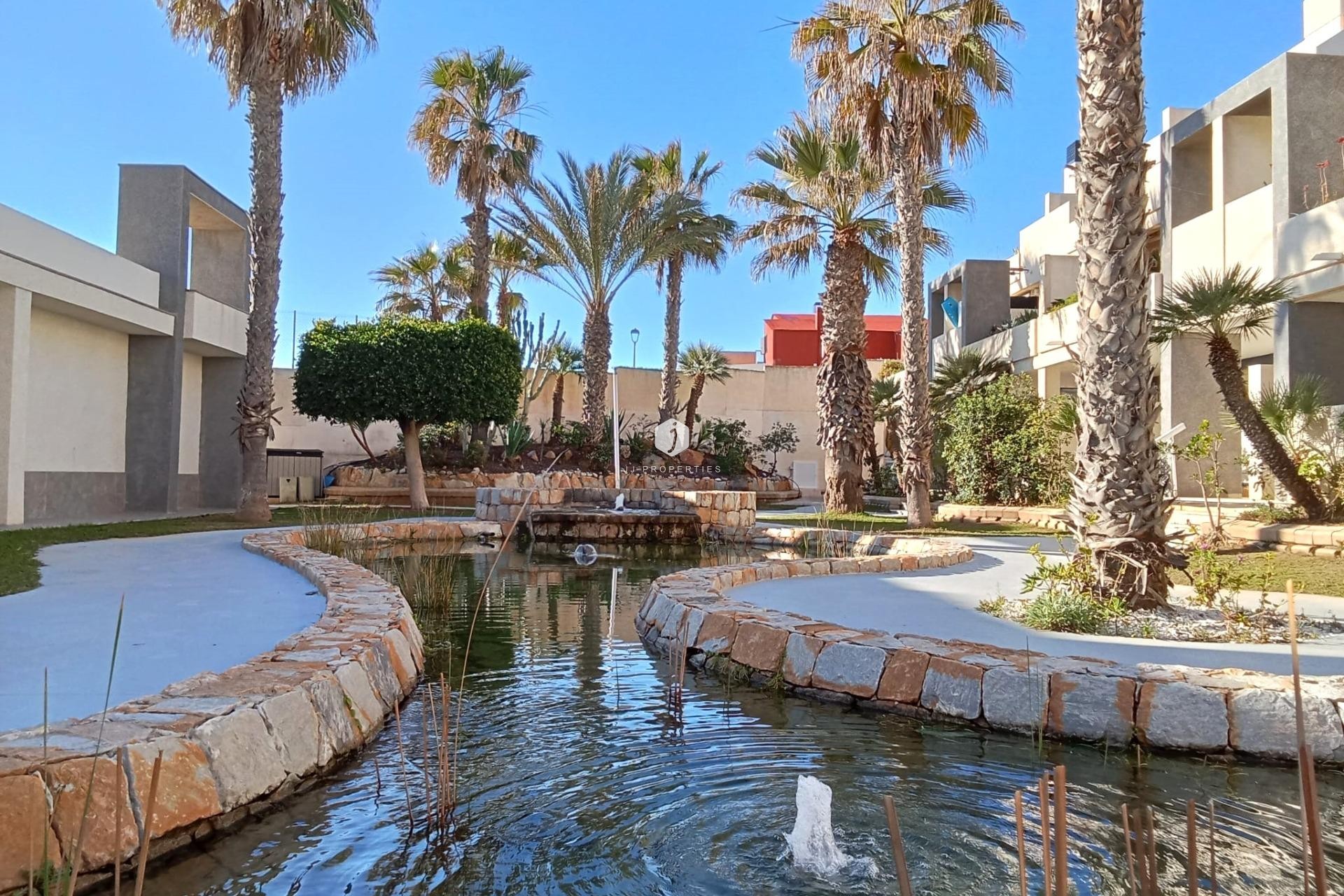 Aus zweiter Hand - Penthouse -
Torrevieja - Playa De La Mata