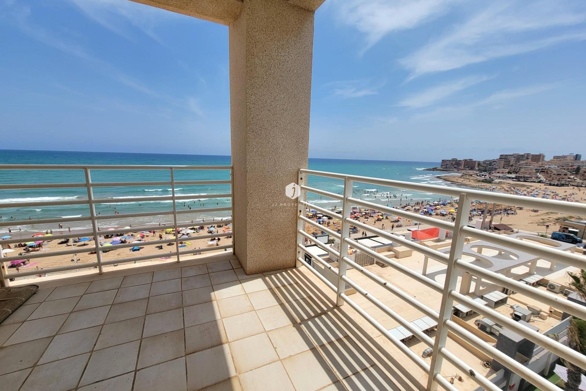 Aus zweiter Hand - Penthouse -
Torrevieja - Playa De La Mata