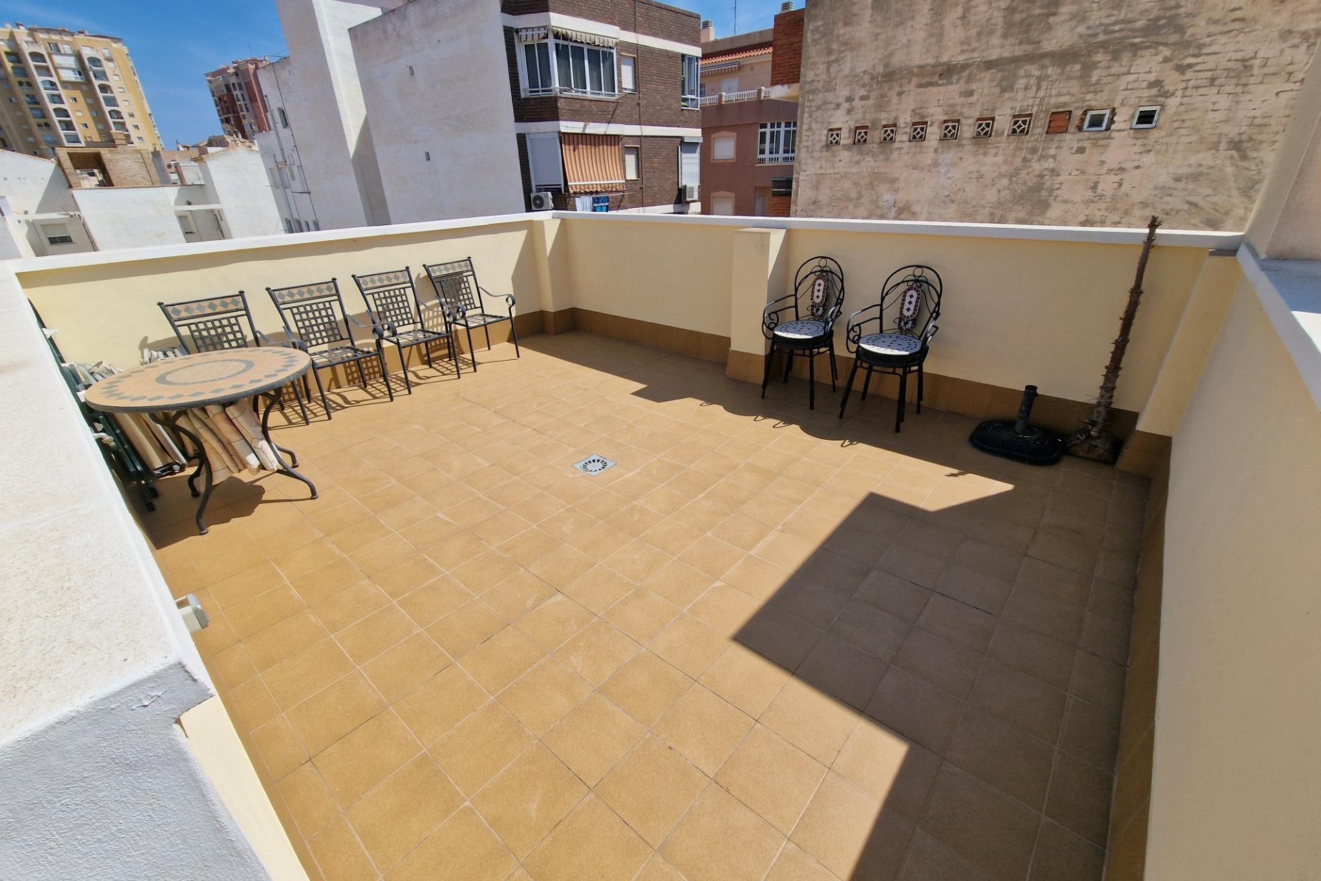 Aus zweiter Hand - Penthouse -
Torrevieja - Playa de los Locos