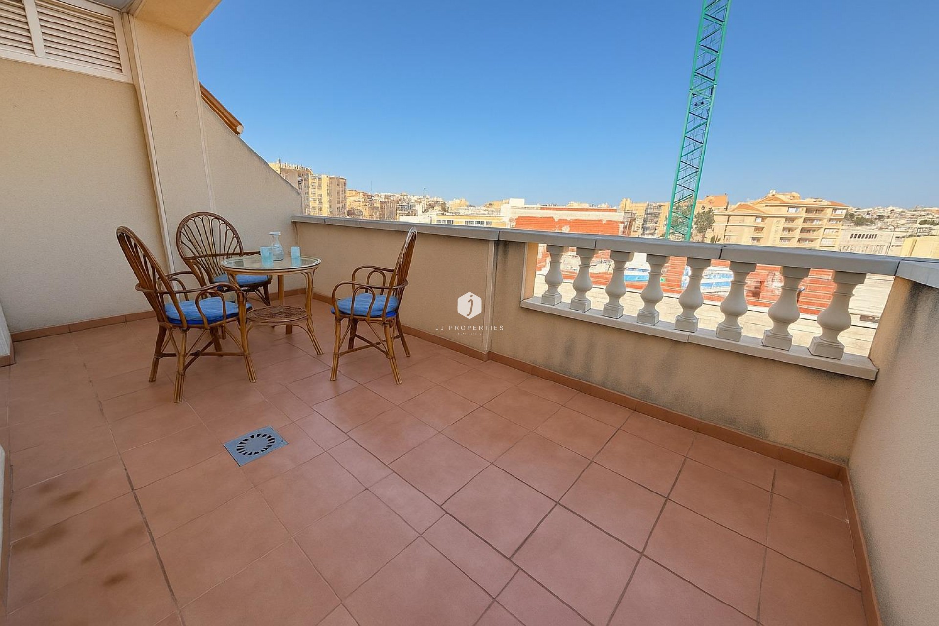 Aus zweiter Hand - Penthouse -
Torrevieja - Playa de los Locos