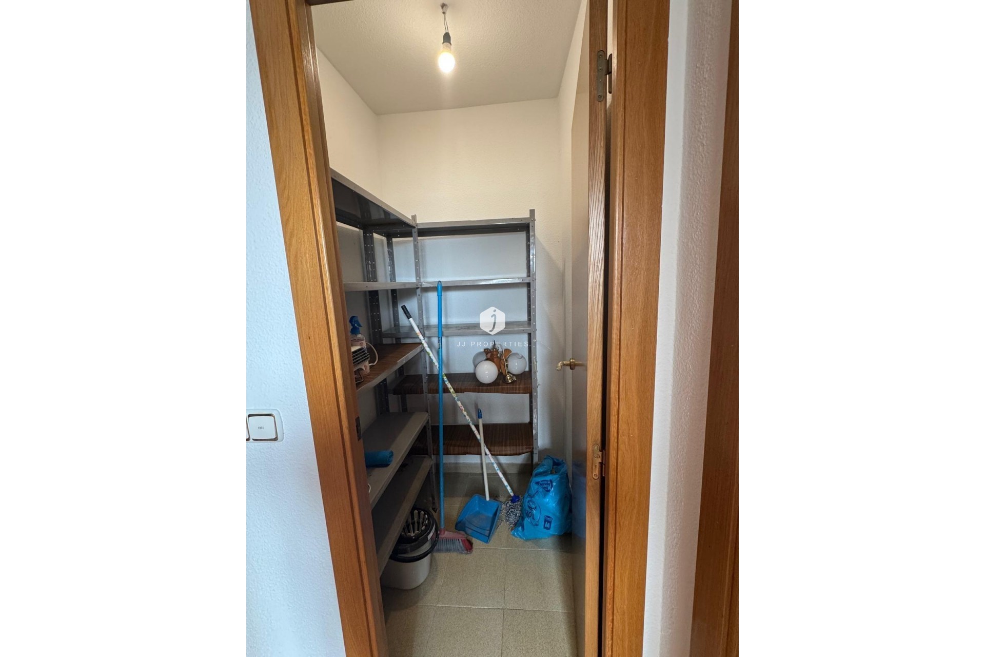 Aus zweiter Hand - Penthouse -
Torrevieja - Playa de los Locos