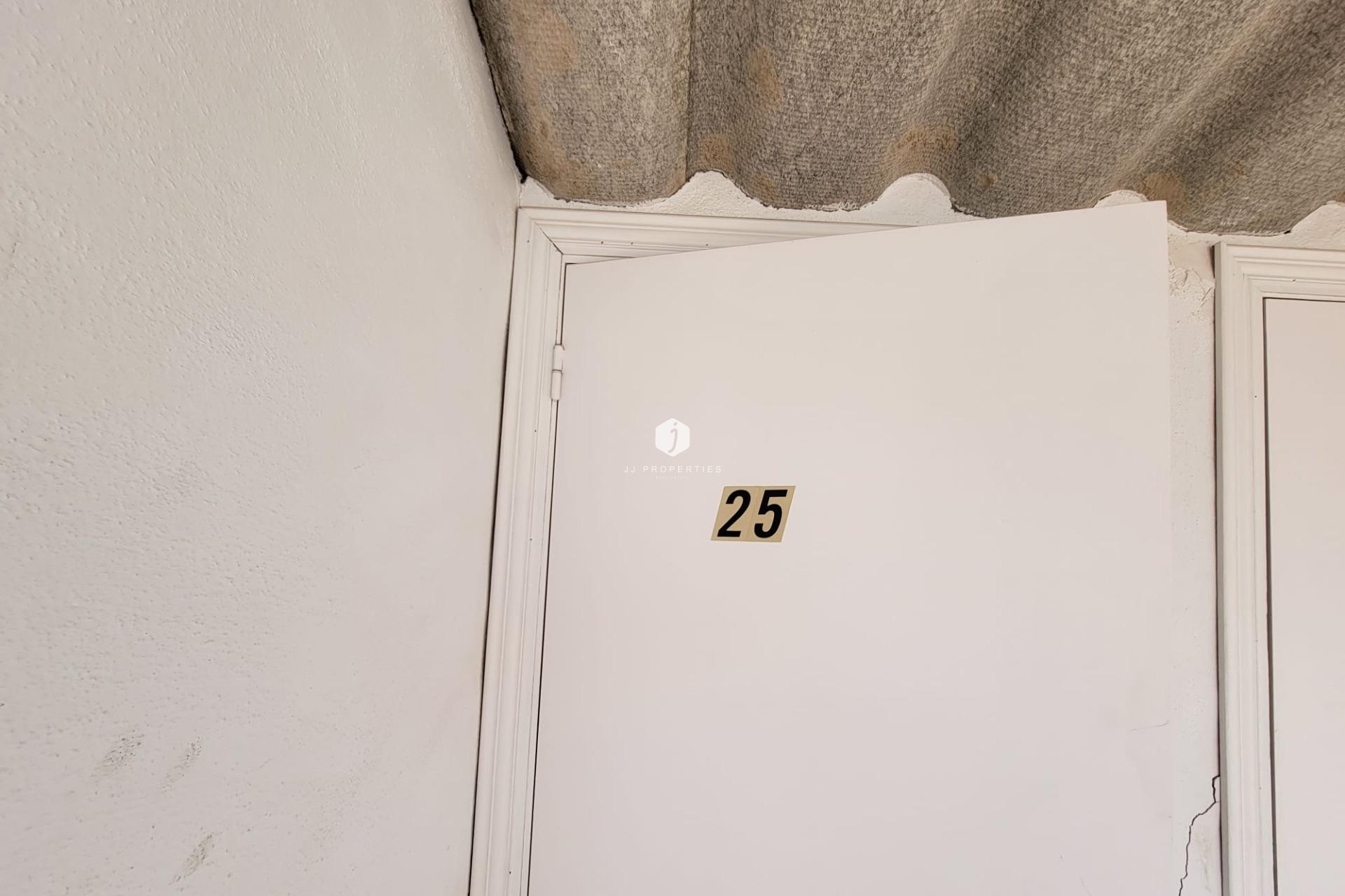 Aus zweiter Hand - Penthouse -
Torrevieja - Playa de los Locos