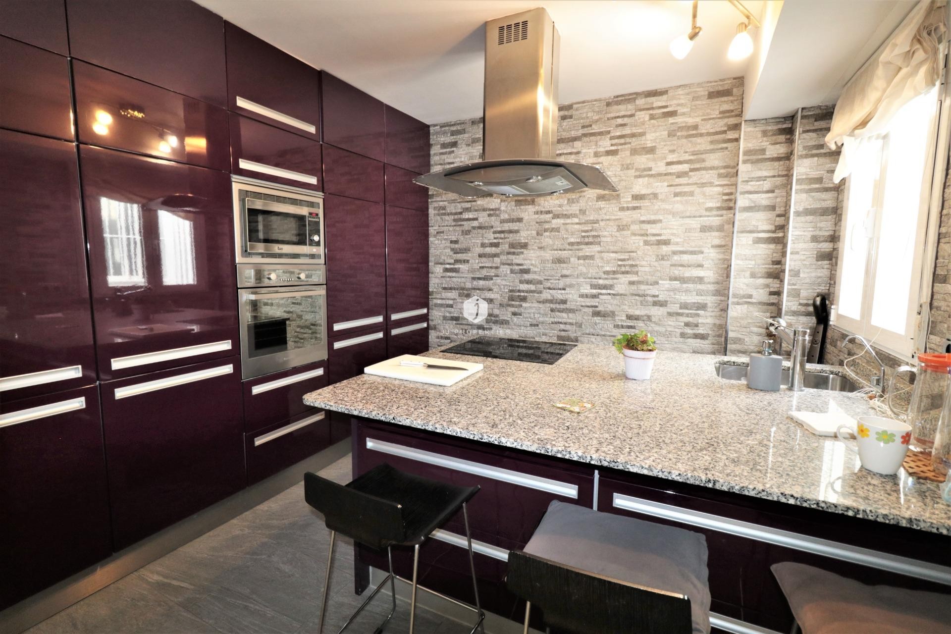 Aus zweiter Hand - Penthouse -
Torrevieja - Playa de los Naufragos