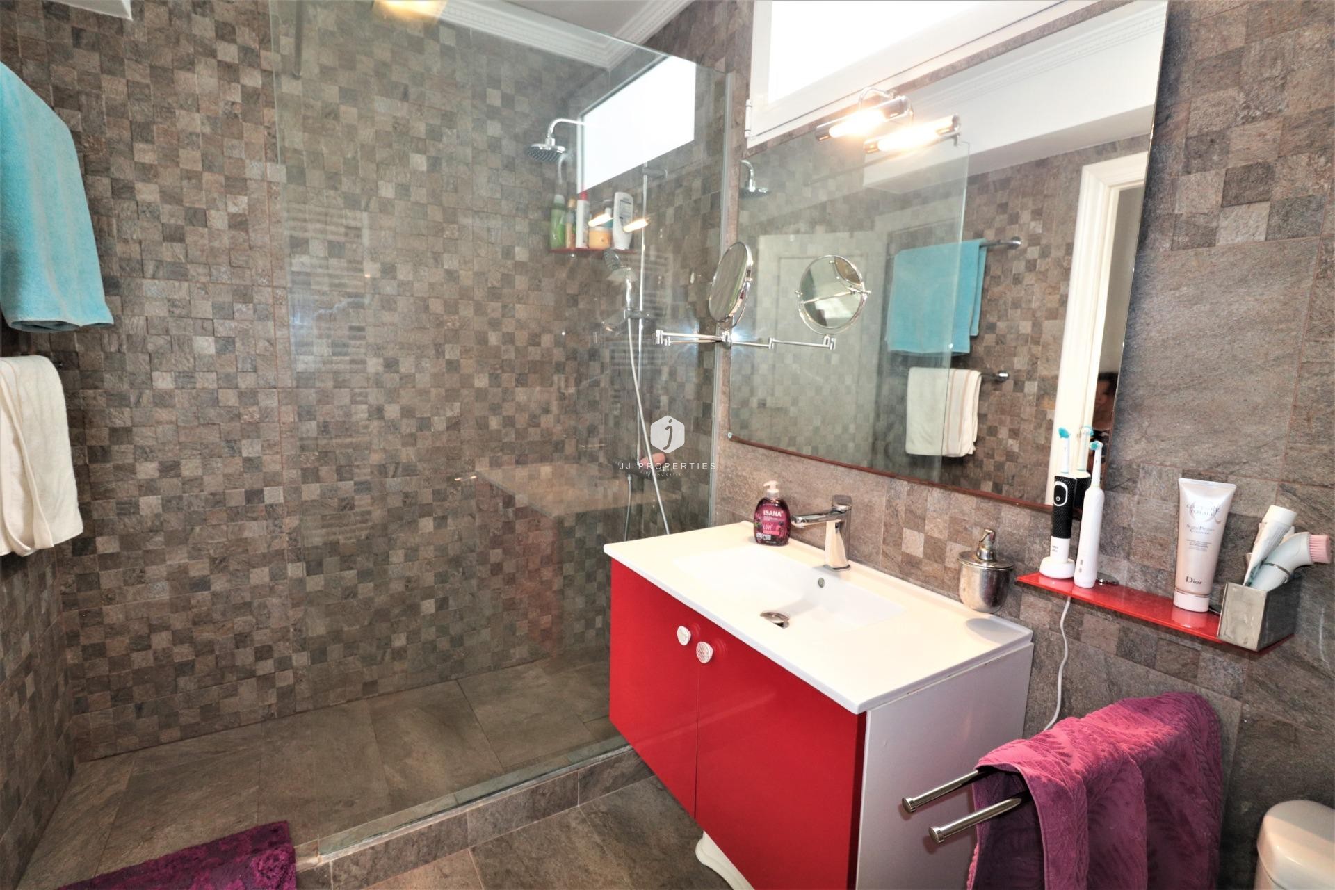 Aus zweiter Hand - Penthouse -
Torrevieja - Playa de los Naufragos