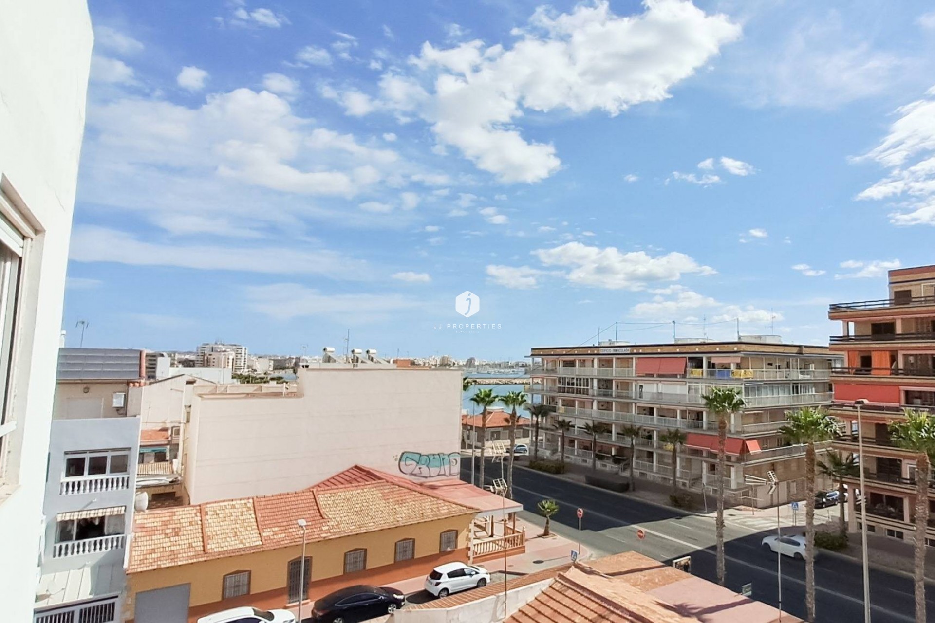 Aus zweiter Hand - Penthouse -
Torrevieja - Playa de los Naufragos