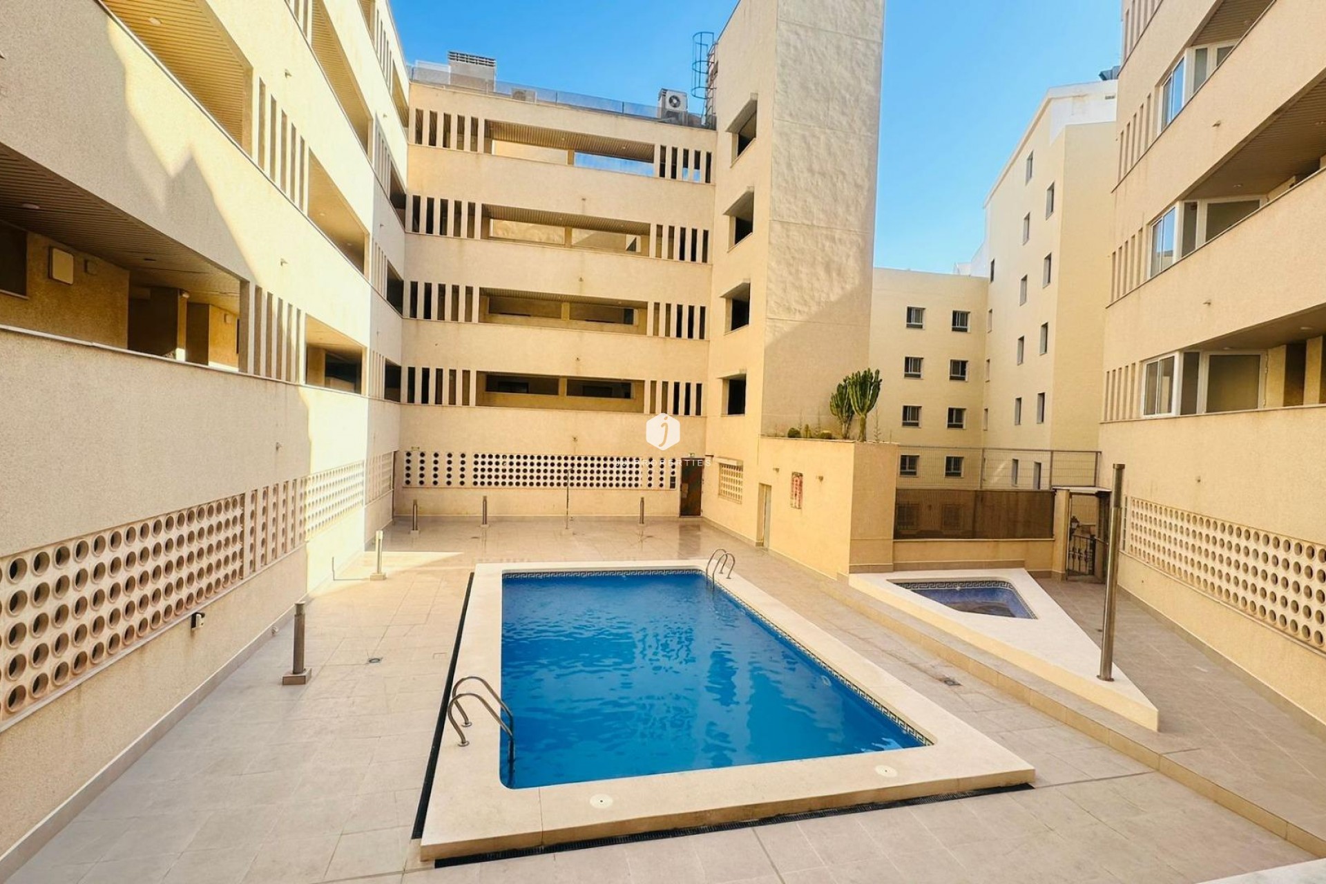 Aus zweiter Hand - Penthouse -
Torrevieja - Playa del Cura