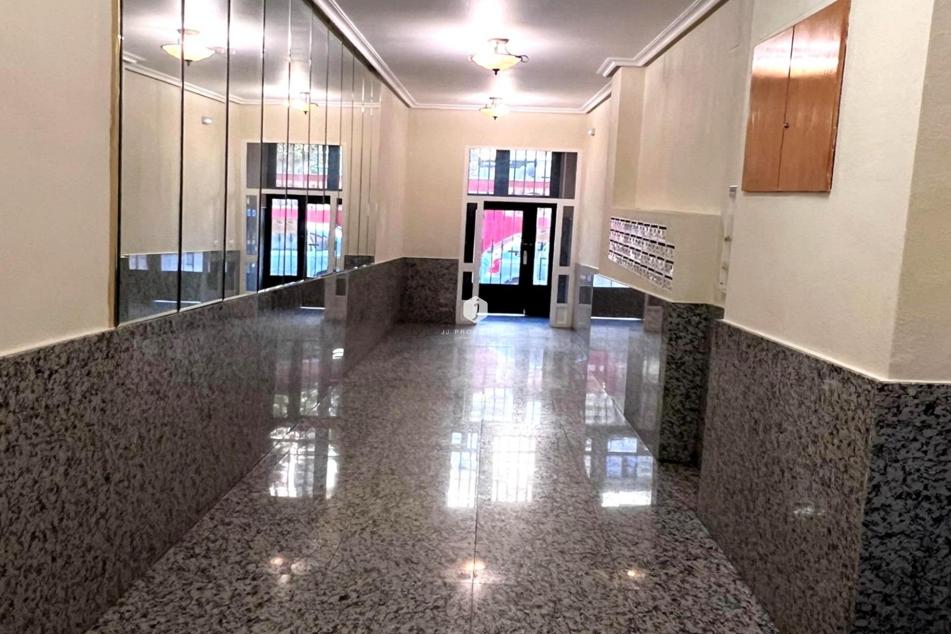 Aus zweiter Hand - Penthouse -
Torrevieja - Playa del Cura