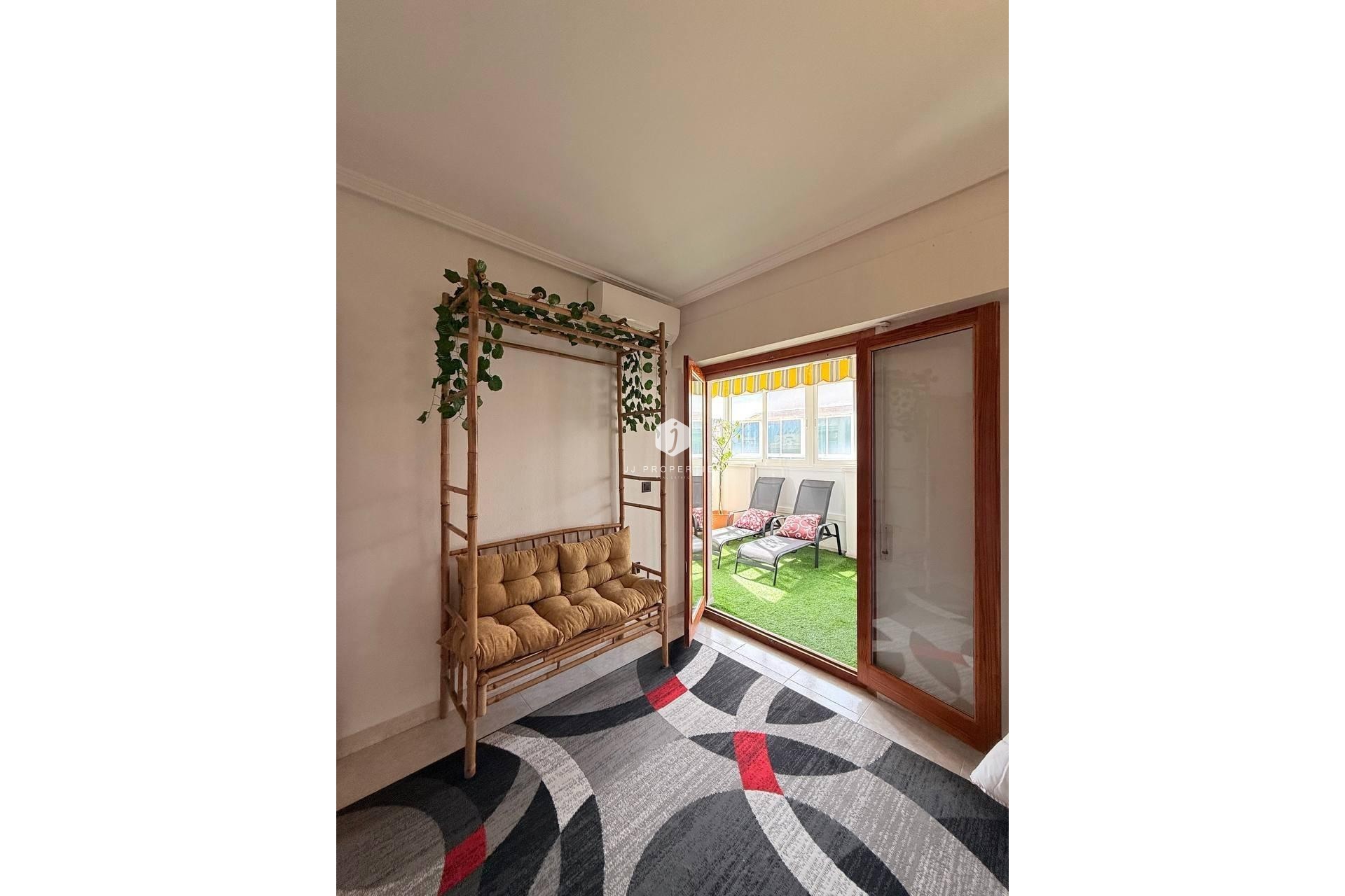 Aus zweiter Hand - Penthouse -
Torrevieja - Playa del Cura