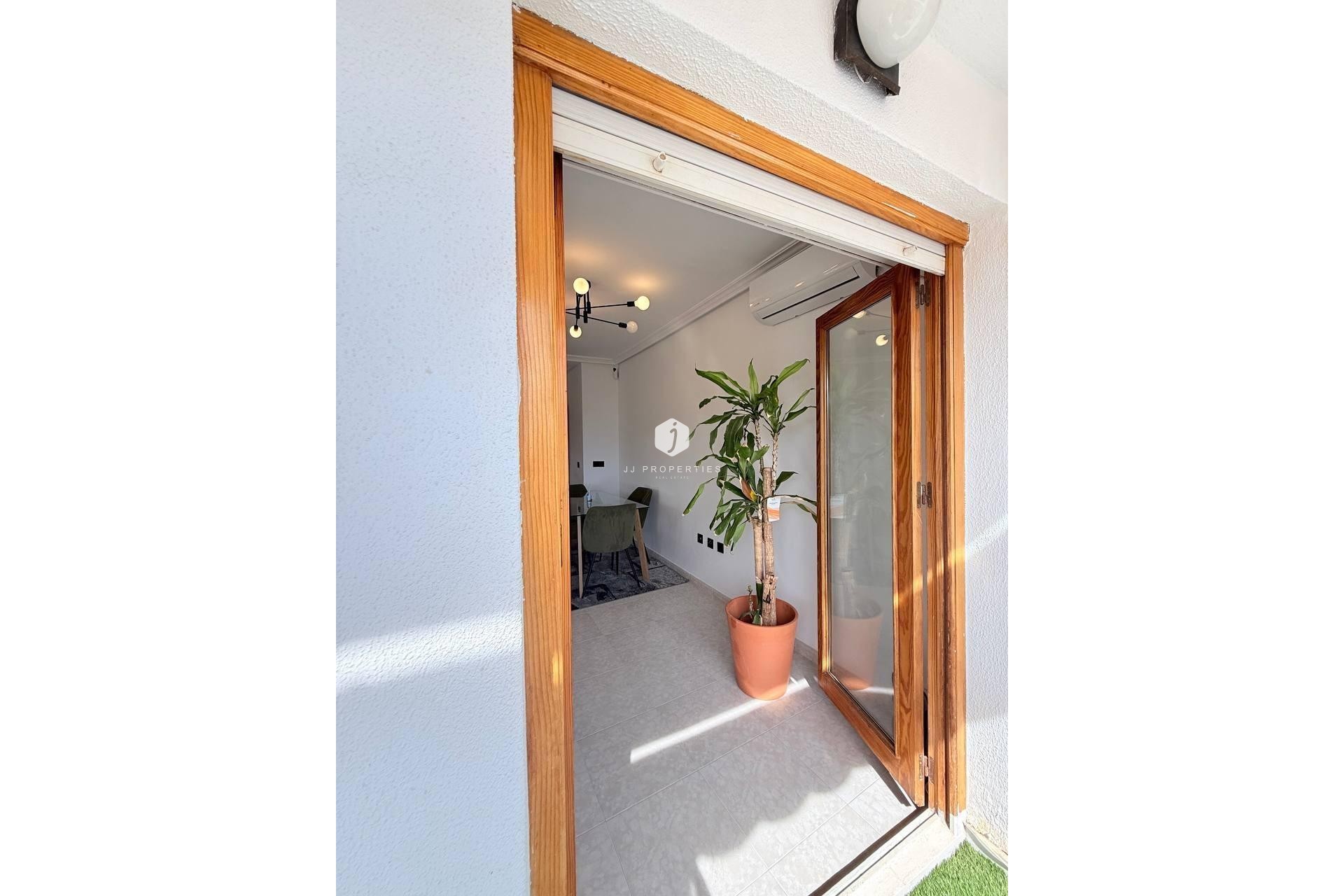 Aus zweiter Hand - Penthouse -
Torrevieja - Playa del Cura