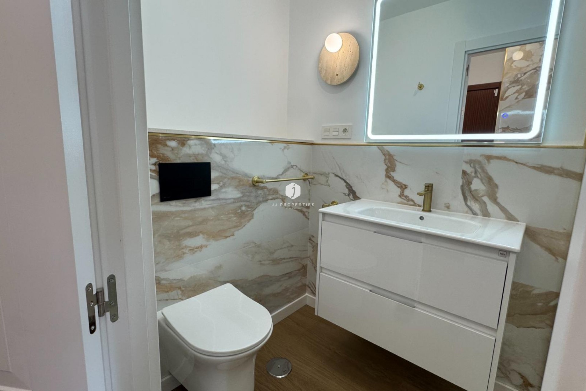 Aus zweiter Hand - Penthouse -
Torrevieja - Punta prima