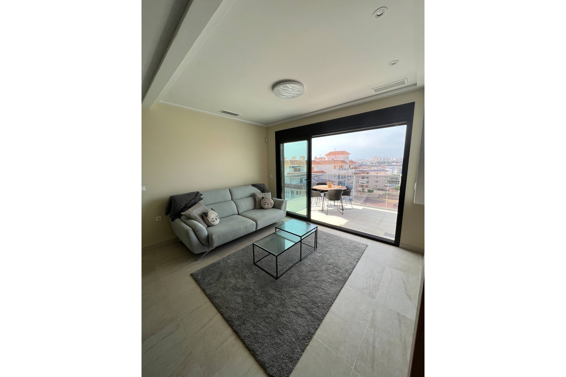 Aus zweiter Hand - Penthouse -
Torrevieja - Torre la mata