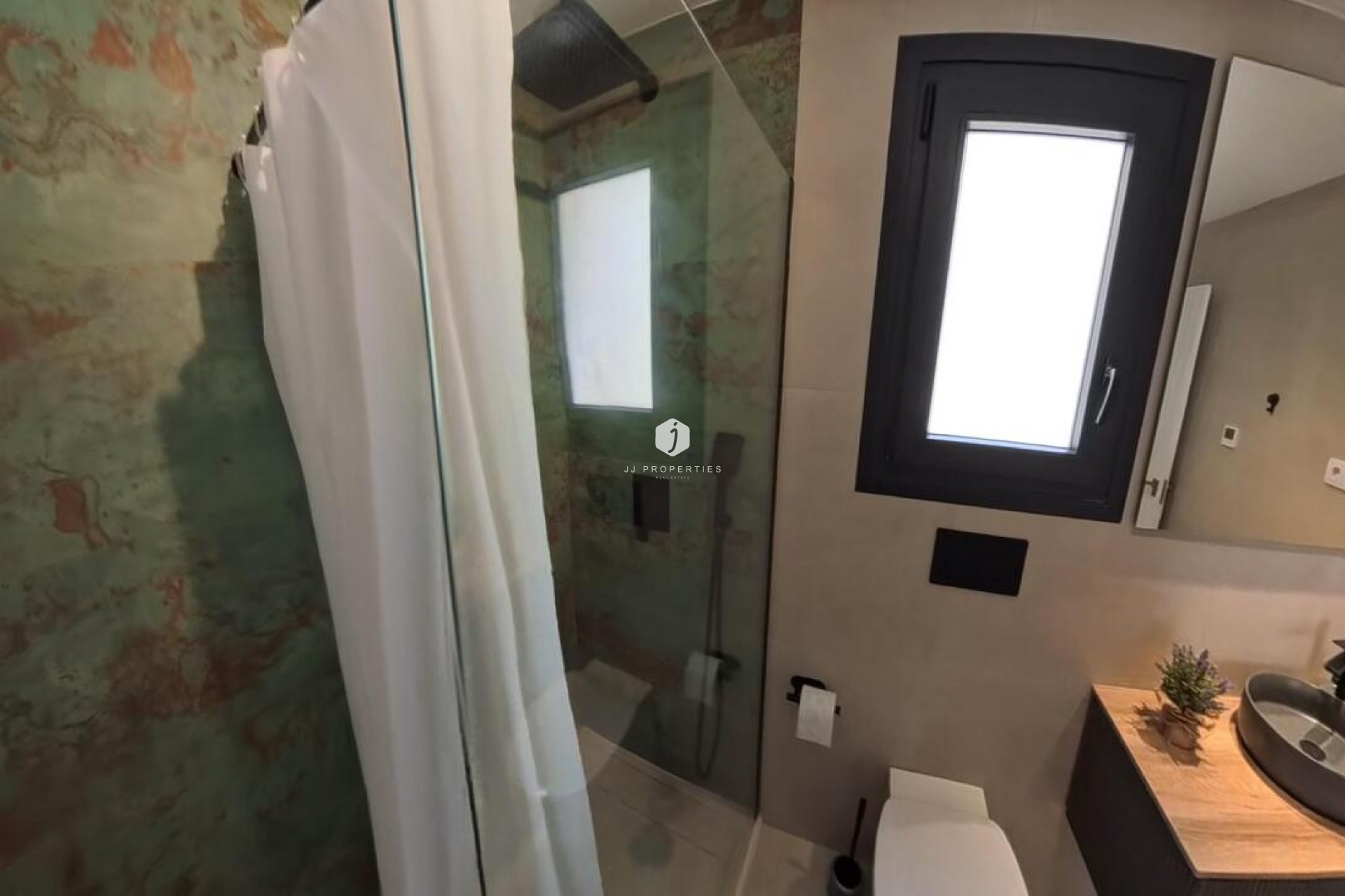 Aus zweiter Hand - Penthouse -
Torrevieja