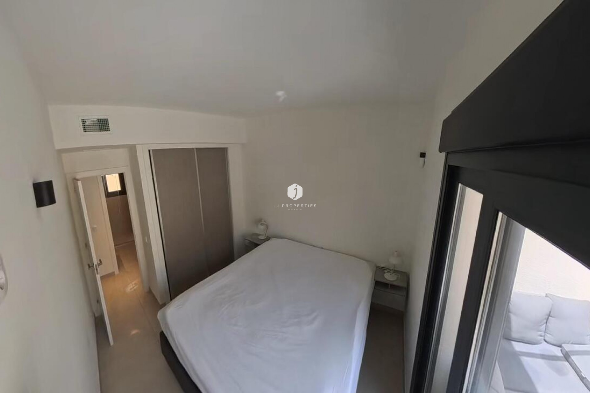 Aus zweiter Hand - Penthouse -
Torrevieja