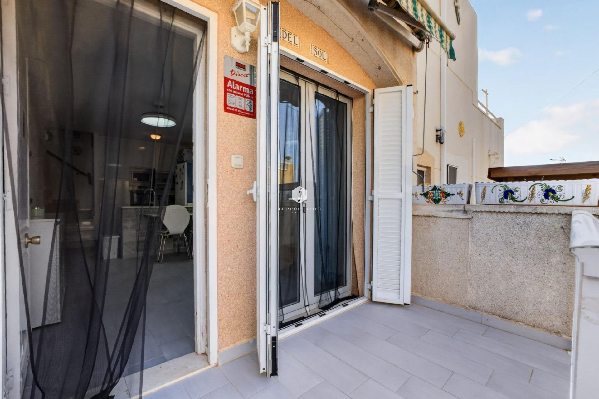 Aus zweiter Hand - Stadthaus -
Torrevieja - Lago jardin