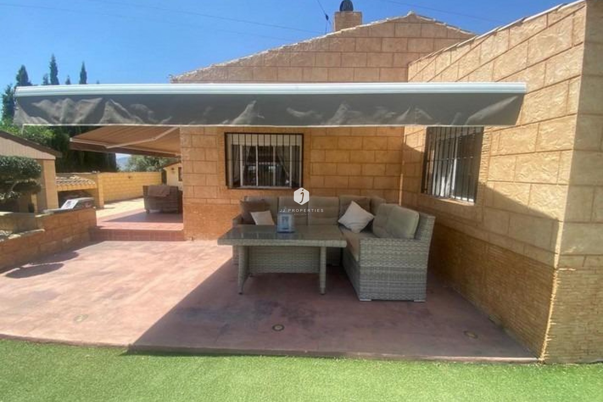 Aus zweiter Hand - Villa -
Albatera - Campo De Albatera