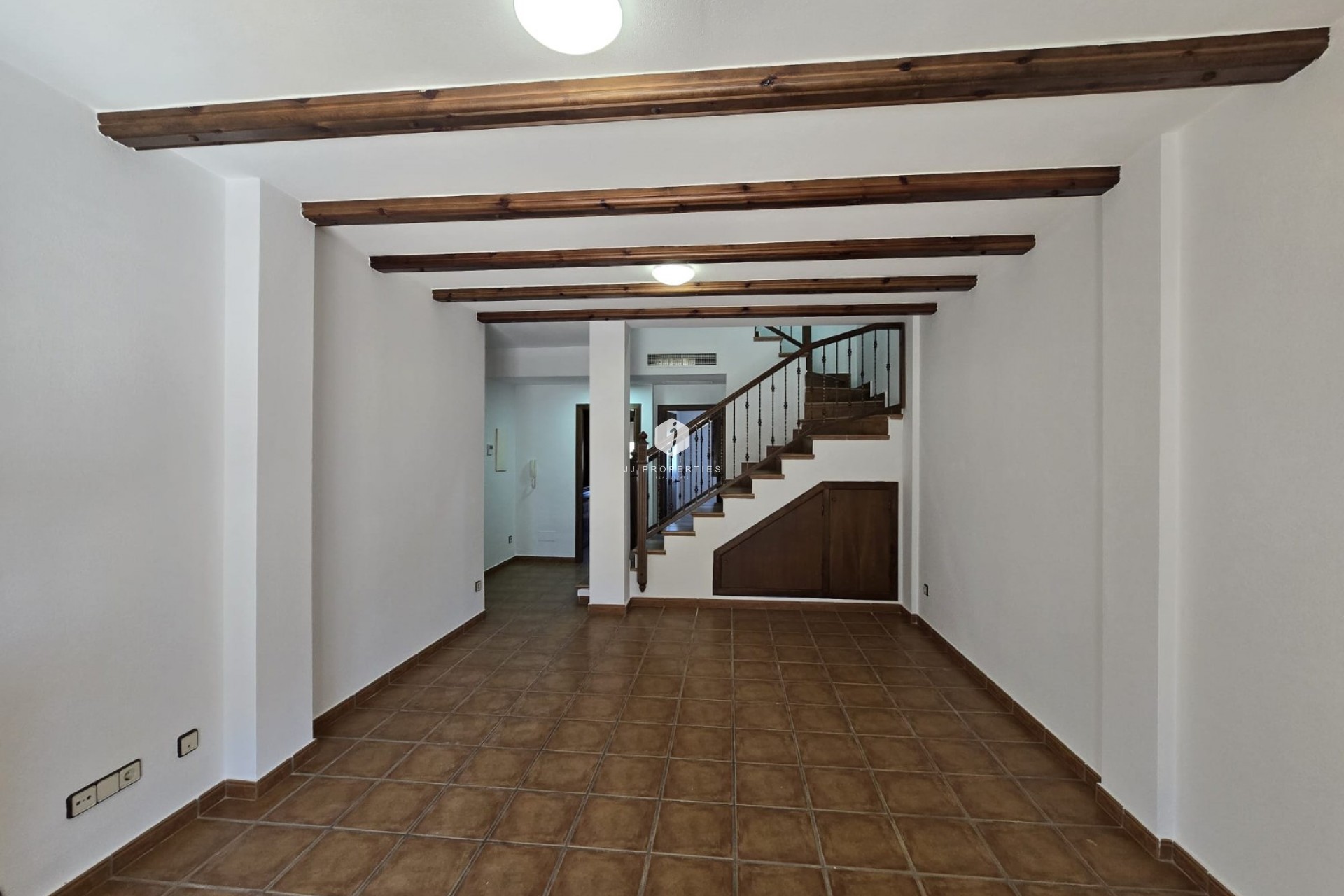 Aus zweiter Hand - Villa -
Algorfa - Inland