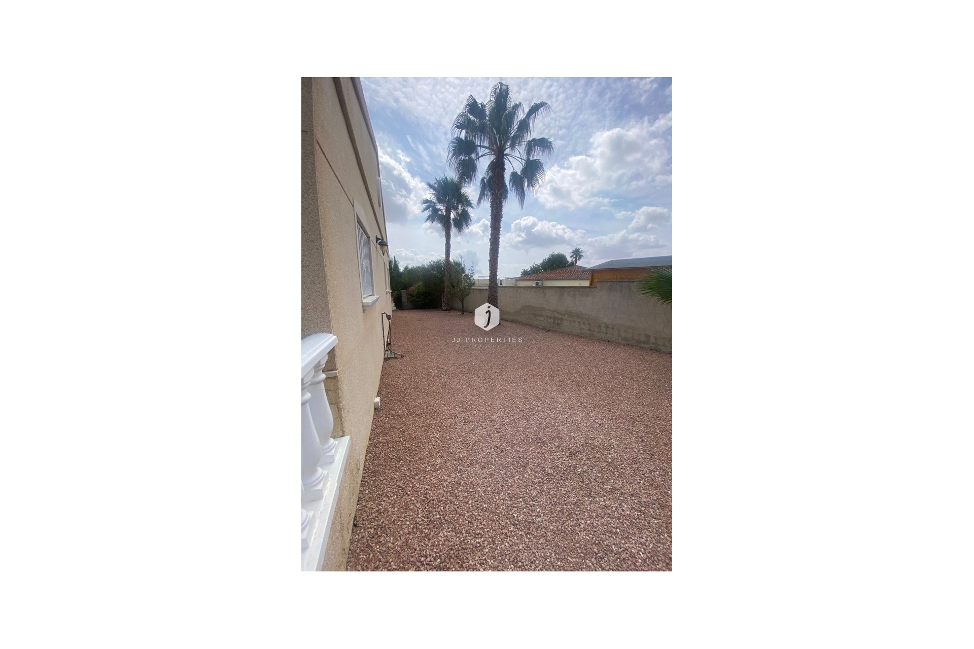 Aus zweiter Hand - Villa -
Algorfa - Inland