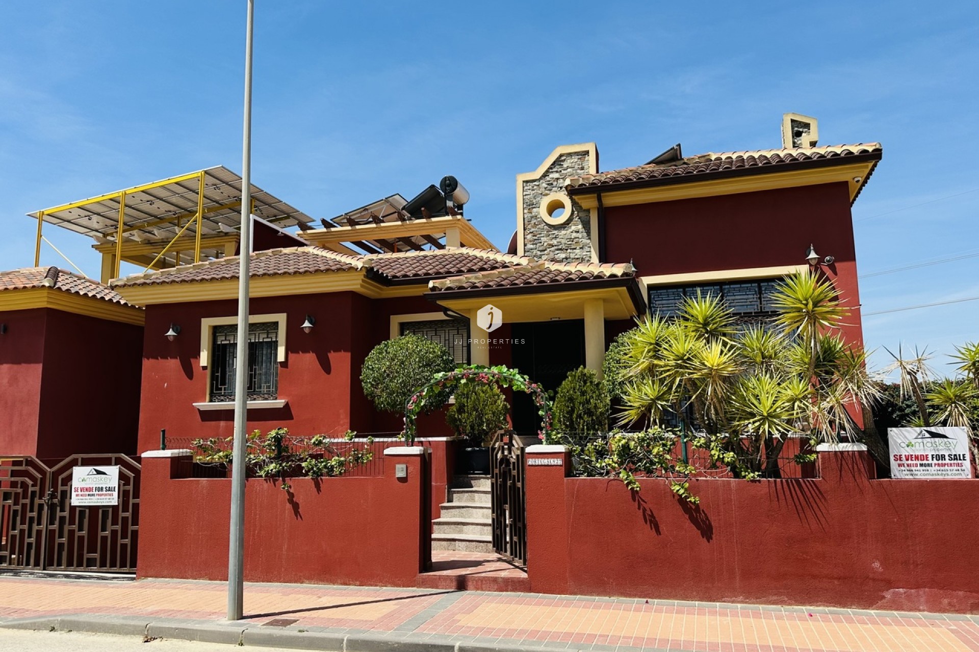 Aus zweiter Hand - Villa -
Algorfa - Inland