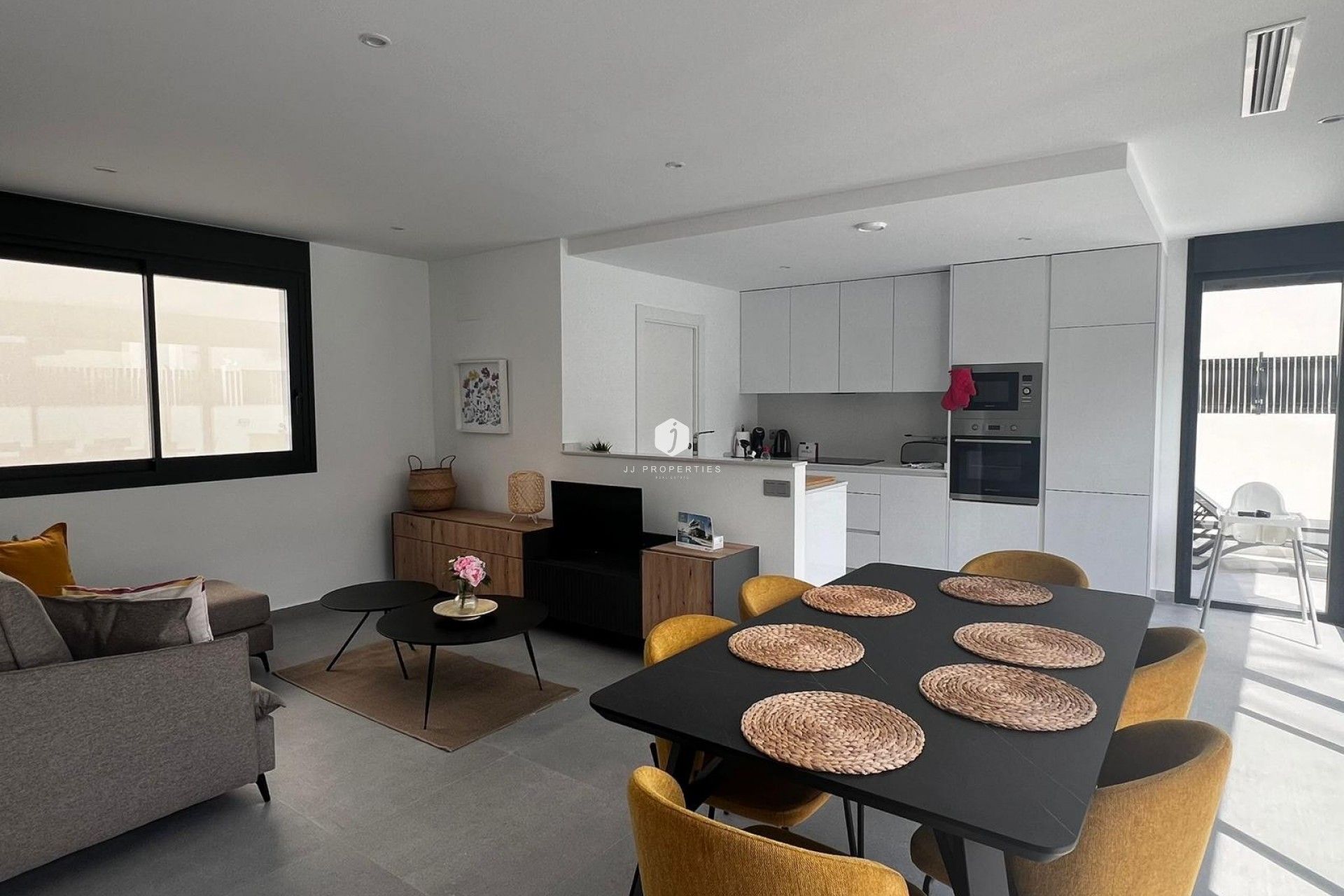 Aus zweiter Hand - Villa -
Algorfa - Inland