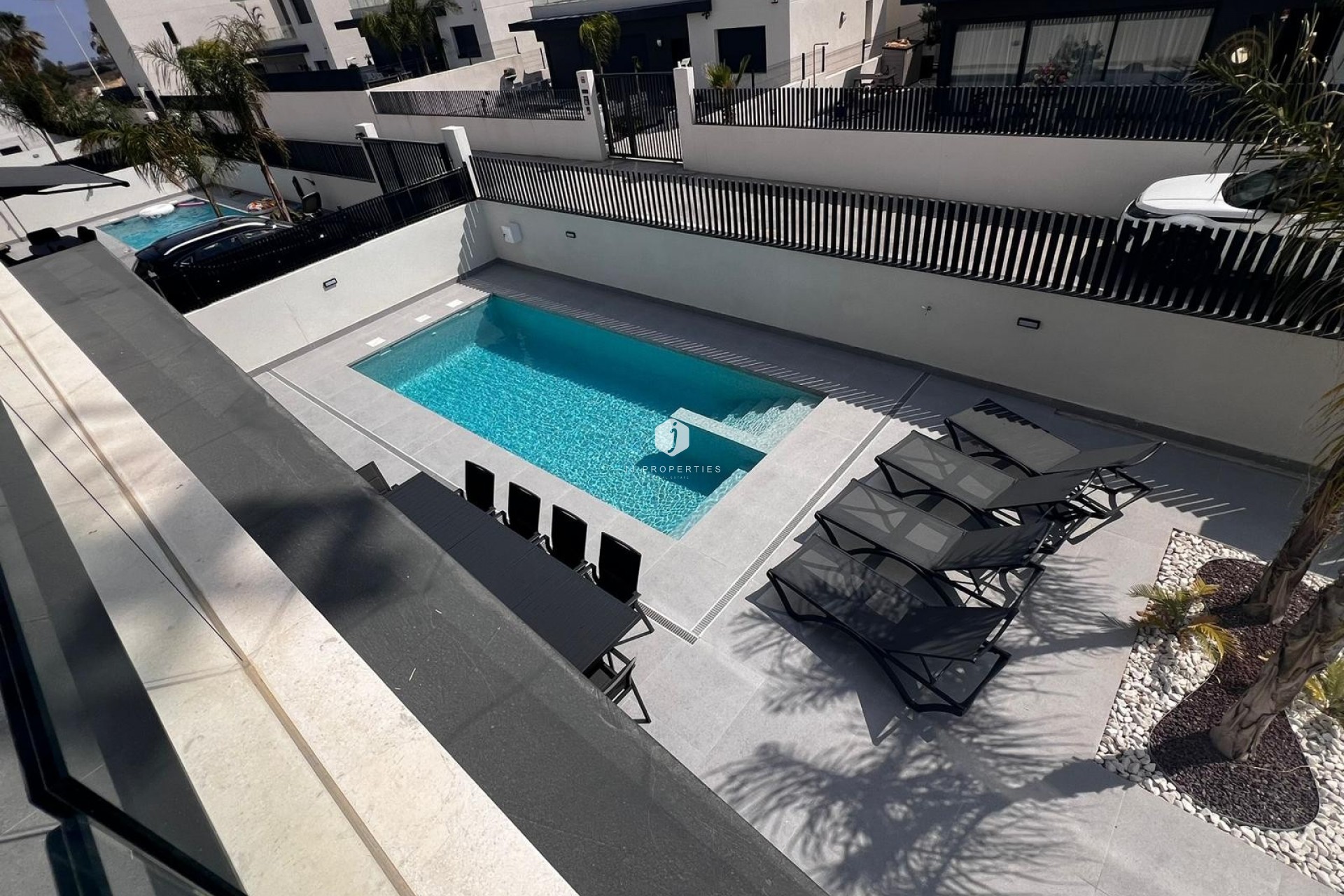 Aus zweiter Hand - Villa -
Algorfa - Inland