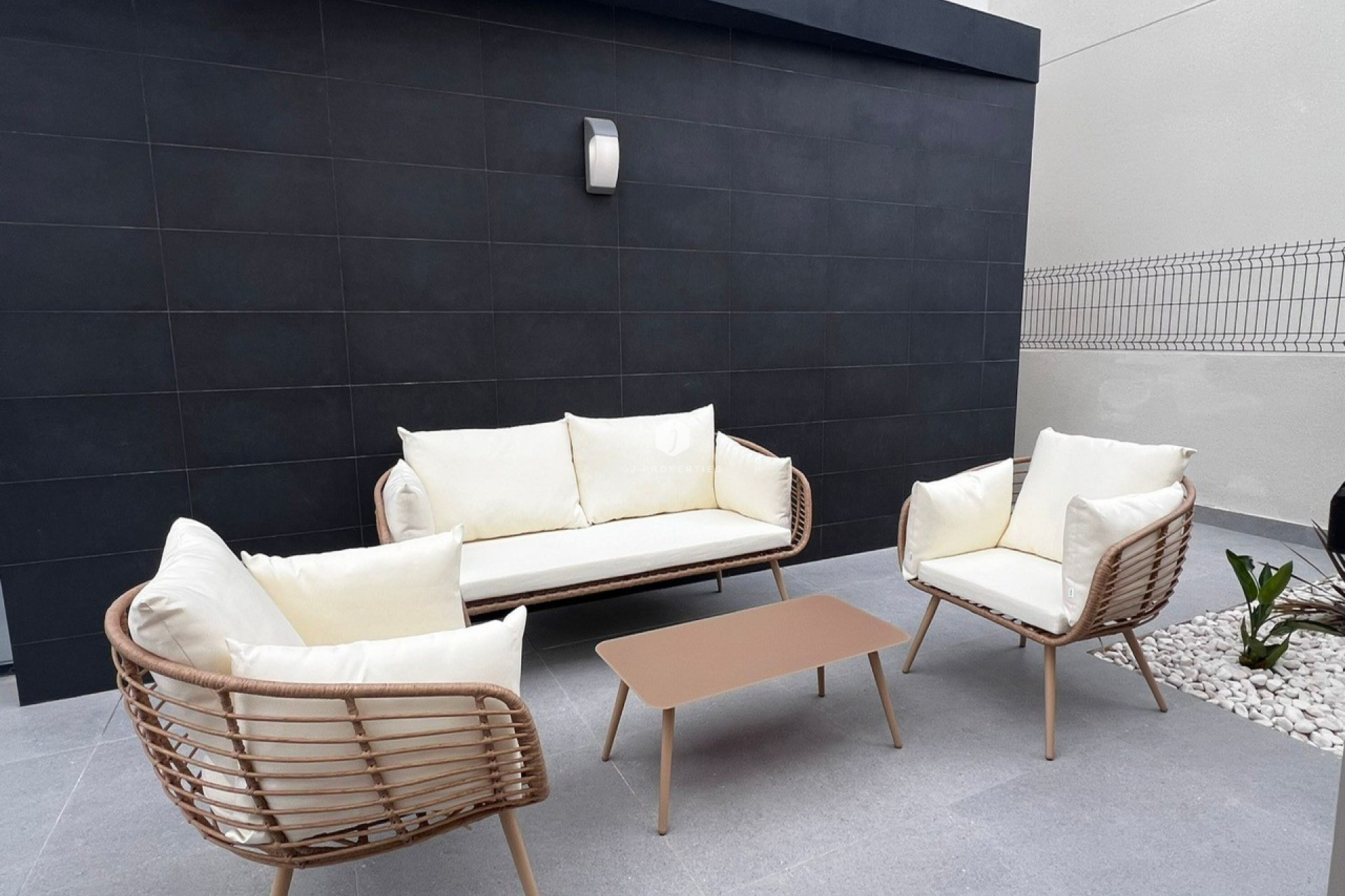 Aus zweiter Hand - Villa -
Algorfa - Inland