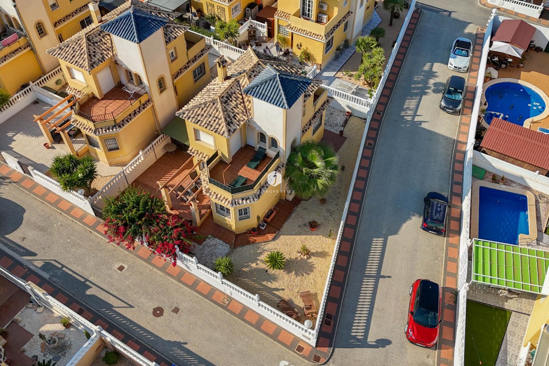 Aus zweiter Hand - Villa -
Algorfa - Inland