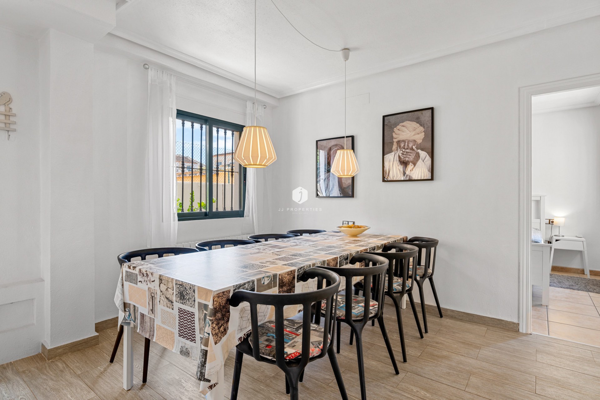 Aus zweiter Hand - Villa -
Algorfa - Inland