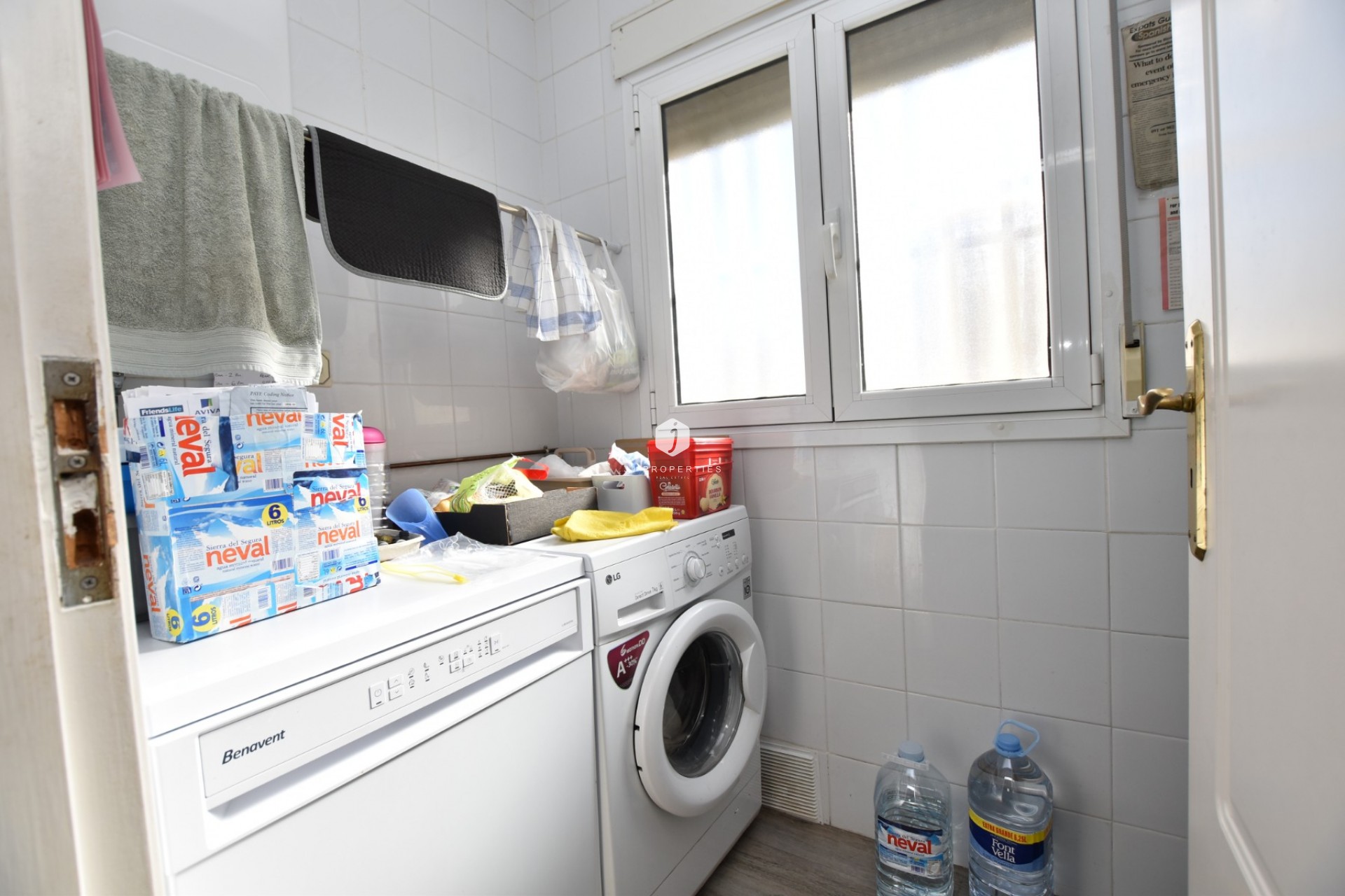 Aus zweiter Hand - Villa -
Algorfa - Inland