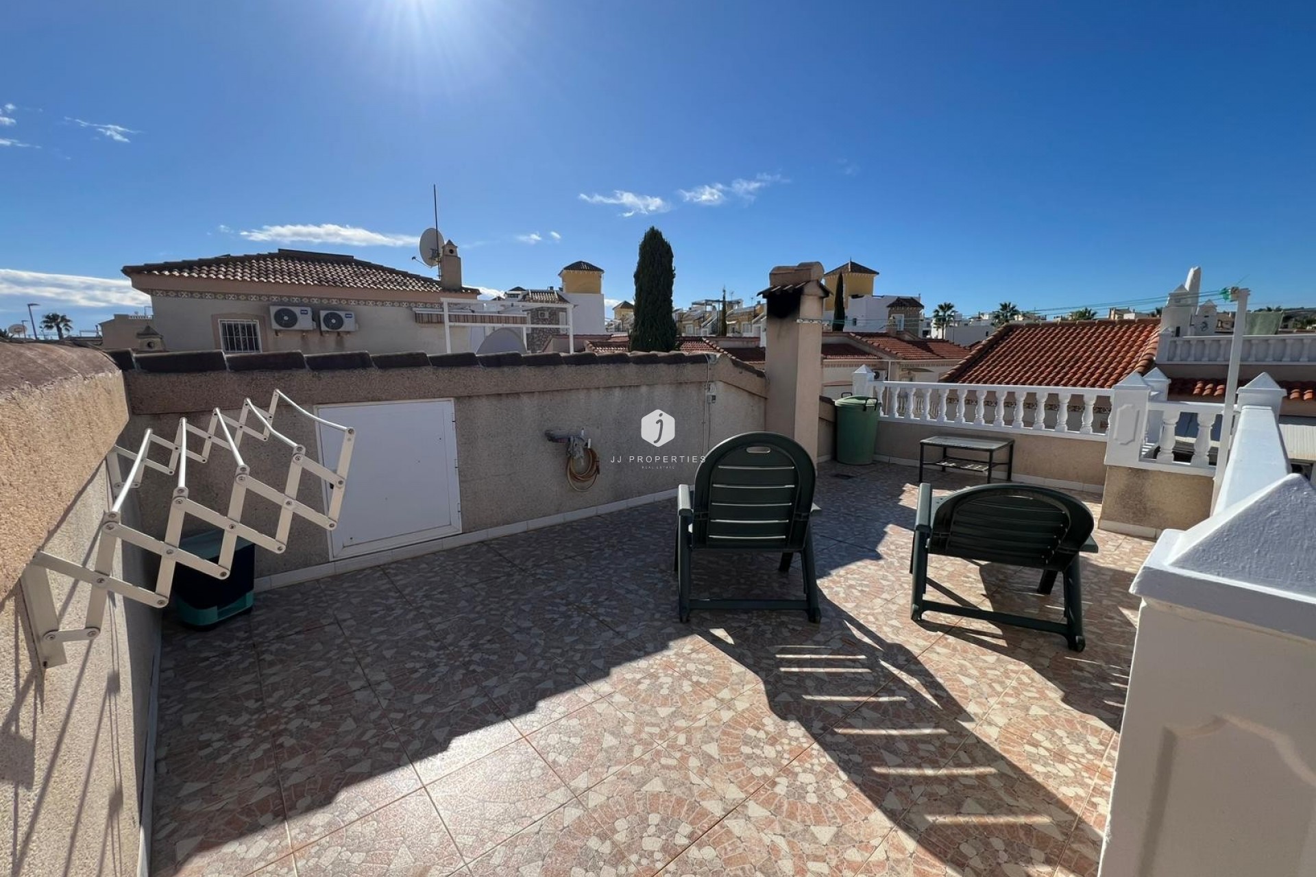 Aus zweiter Hand - Villa -
Algorfa - Inland