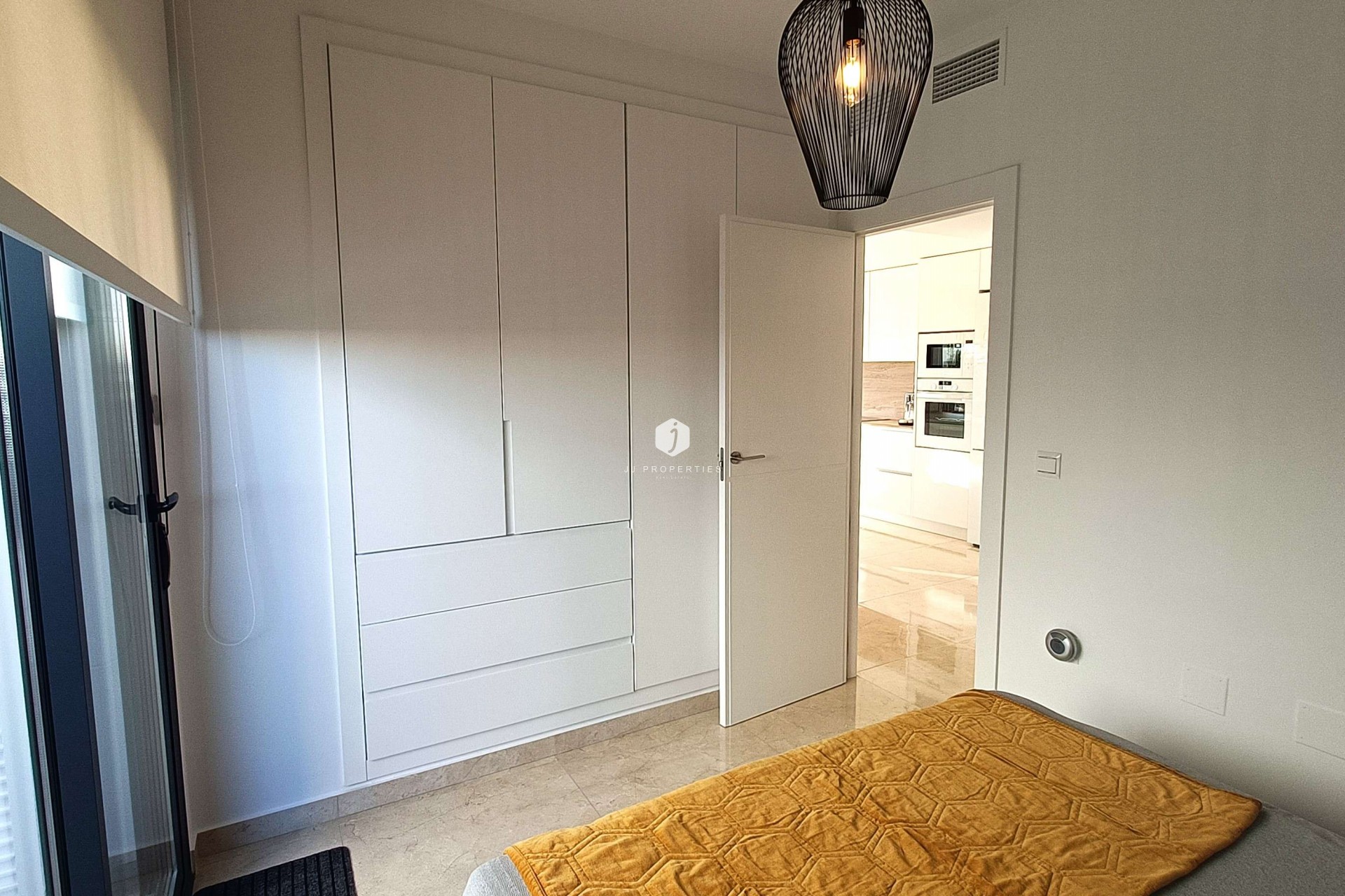 Aus zweiter Hand - Villa -
Algorfa - Inland