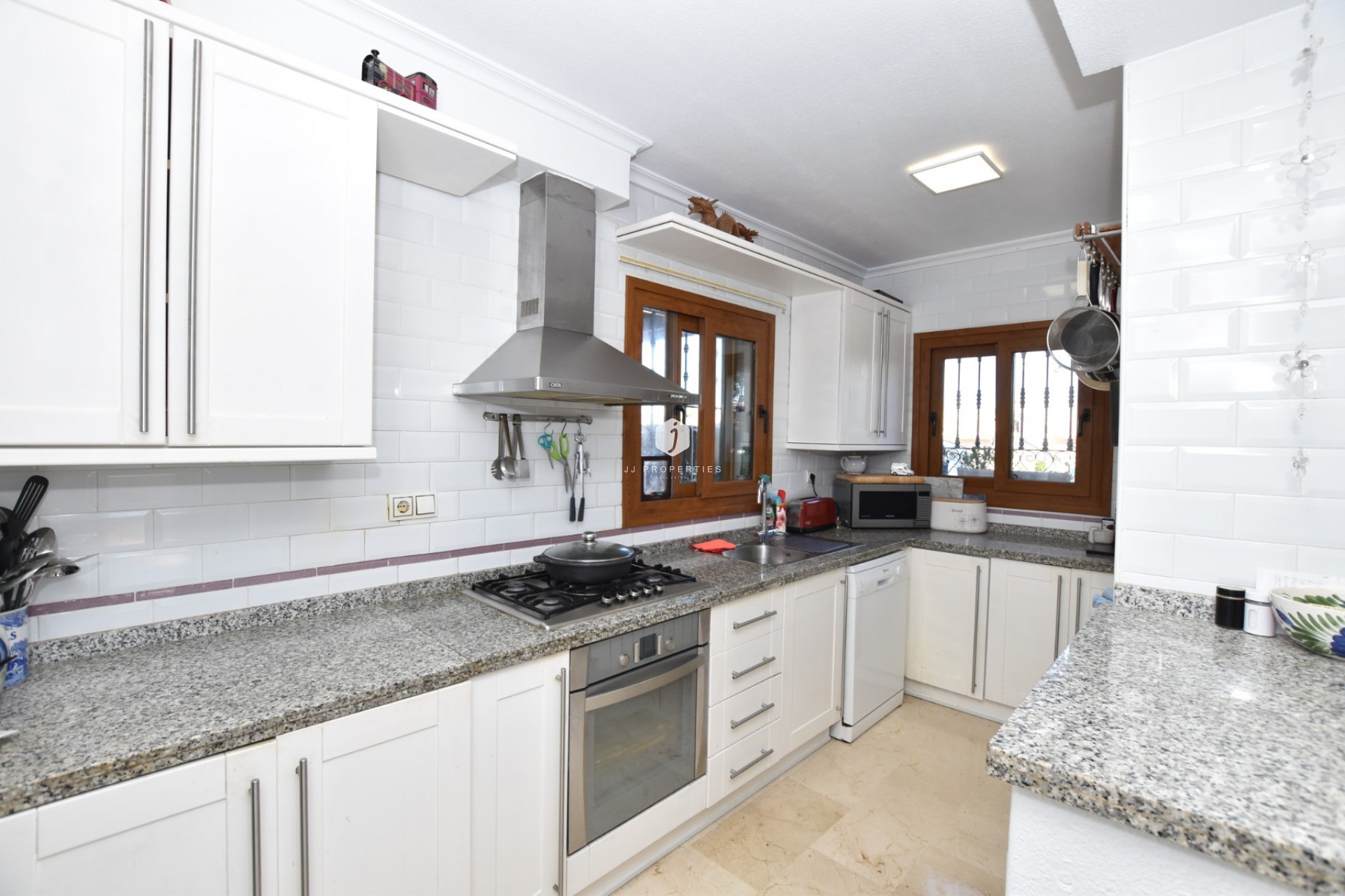 Aus zweiter Hand - Villa -
Algorfa - Inland