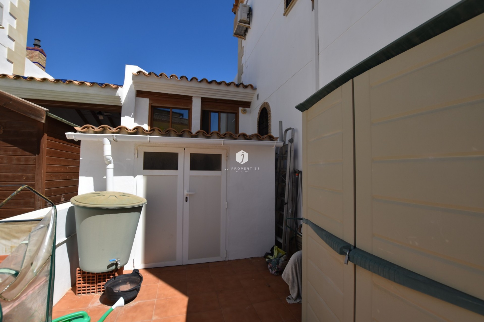 Aus zweiter Hand - Villa -
Algorfa - Inland