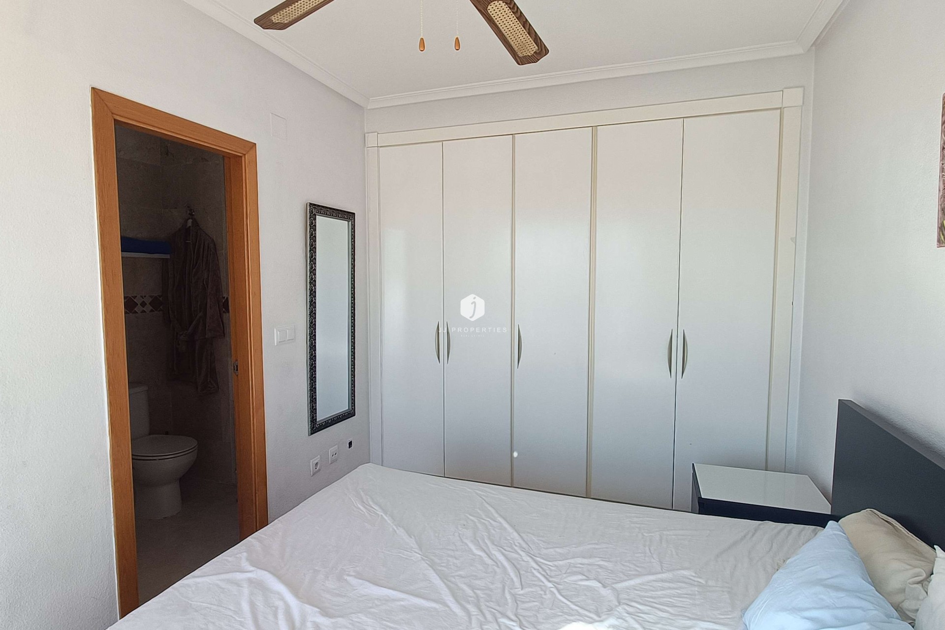 Aus zweiter Hand - Villa -
Algorfa - Inland