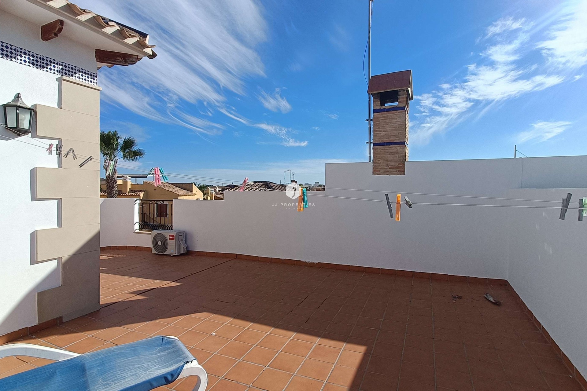 Aus zweiter Hand - Villa -
Algorfa - Inland